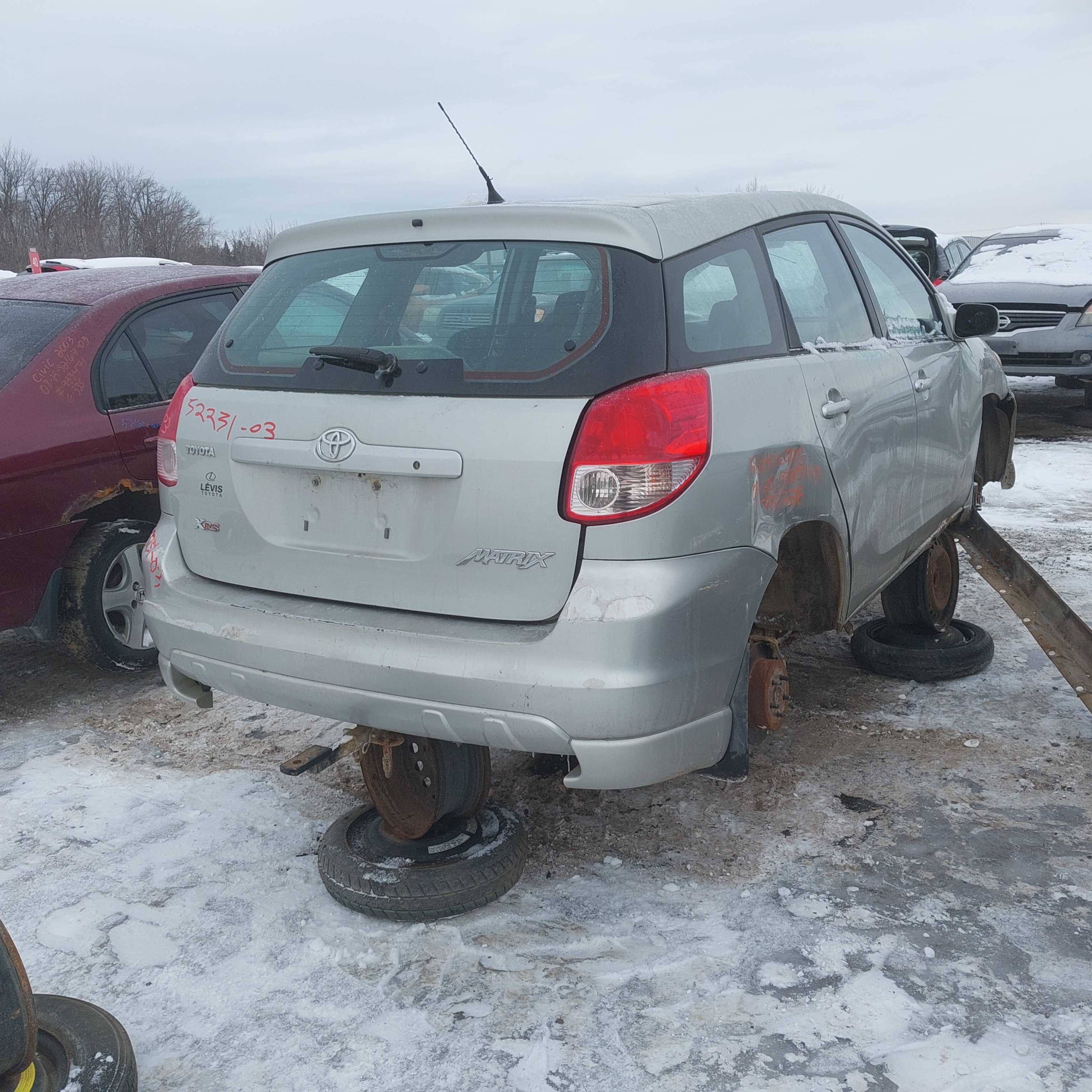 TOYOTA MATRIX 2003 Gatineau Kenny U Pull