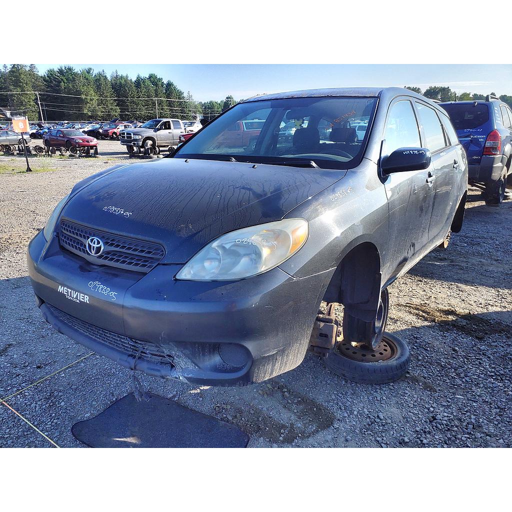 TOYOTA MATRIX 2005 Kenny UPull