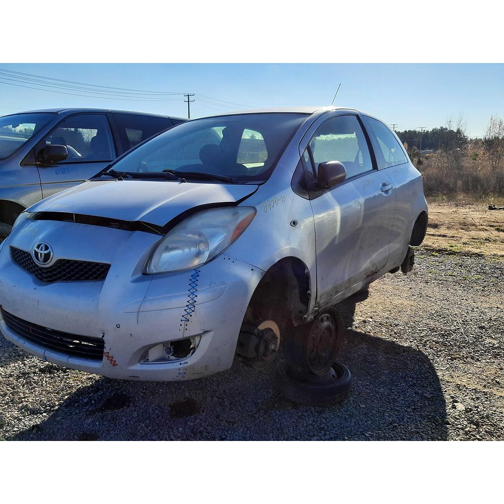 TOYOTA YARIS 2010