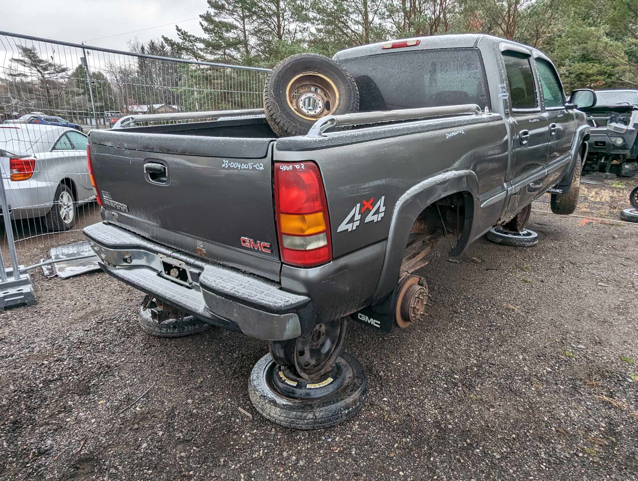 GMC SIERRA 1500 2002