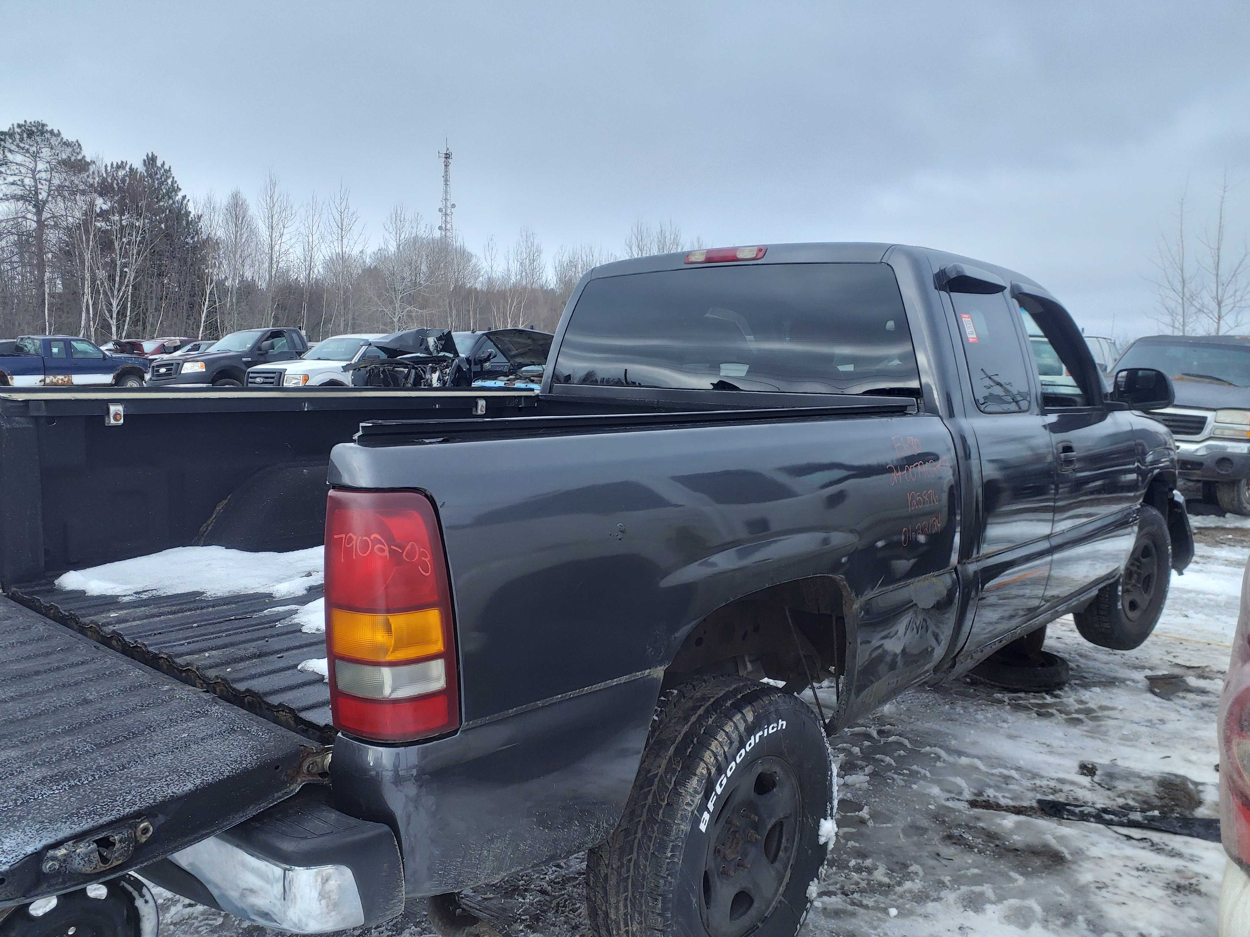 GMC SIERRA 1500 2003