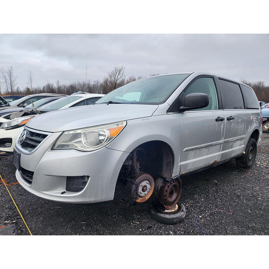 VOLKSWAGEN ROUTAN 2011