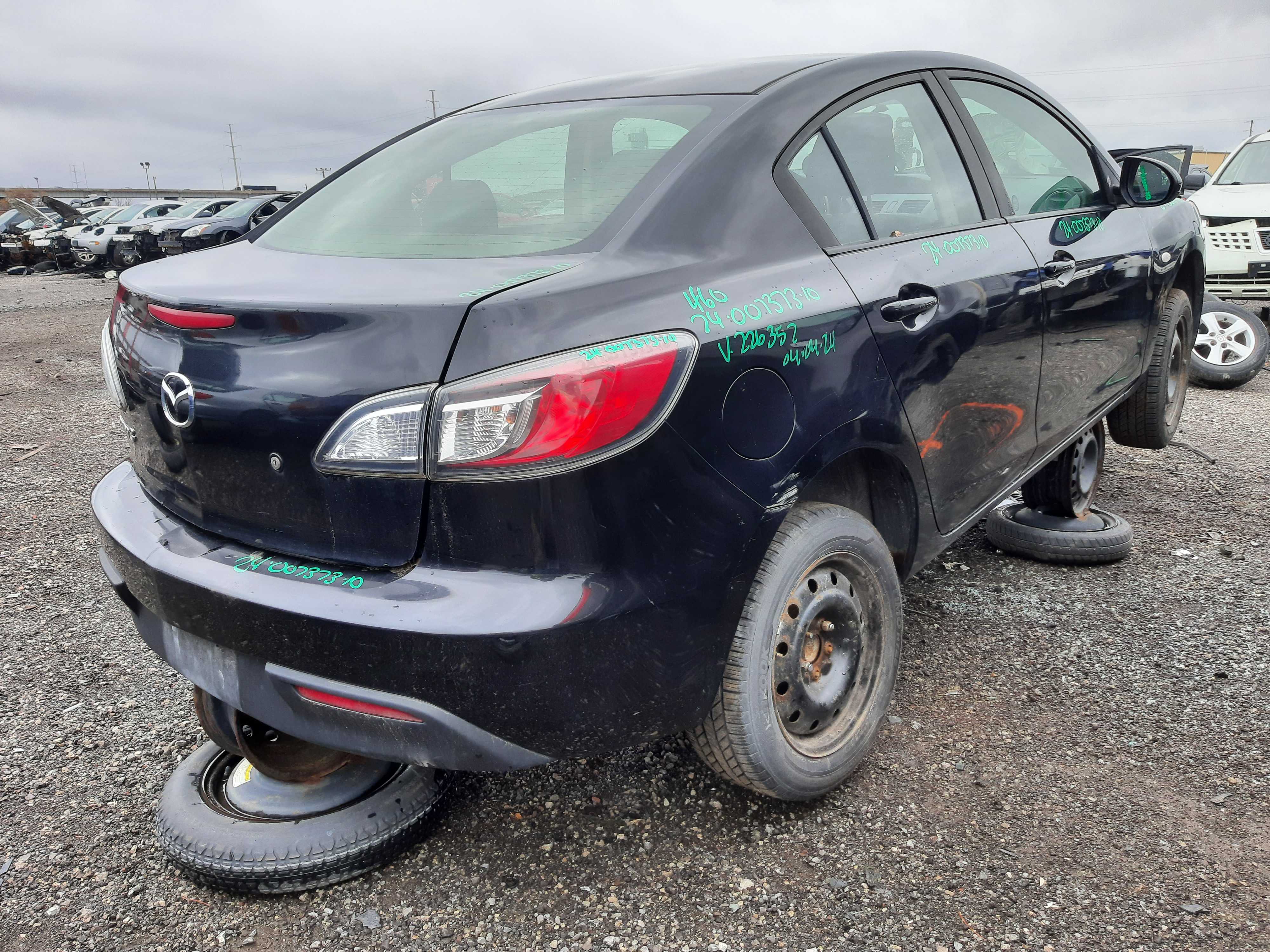 MAZDA MAZDA3 2010