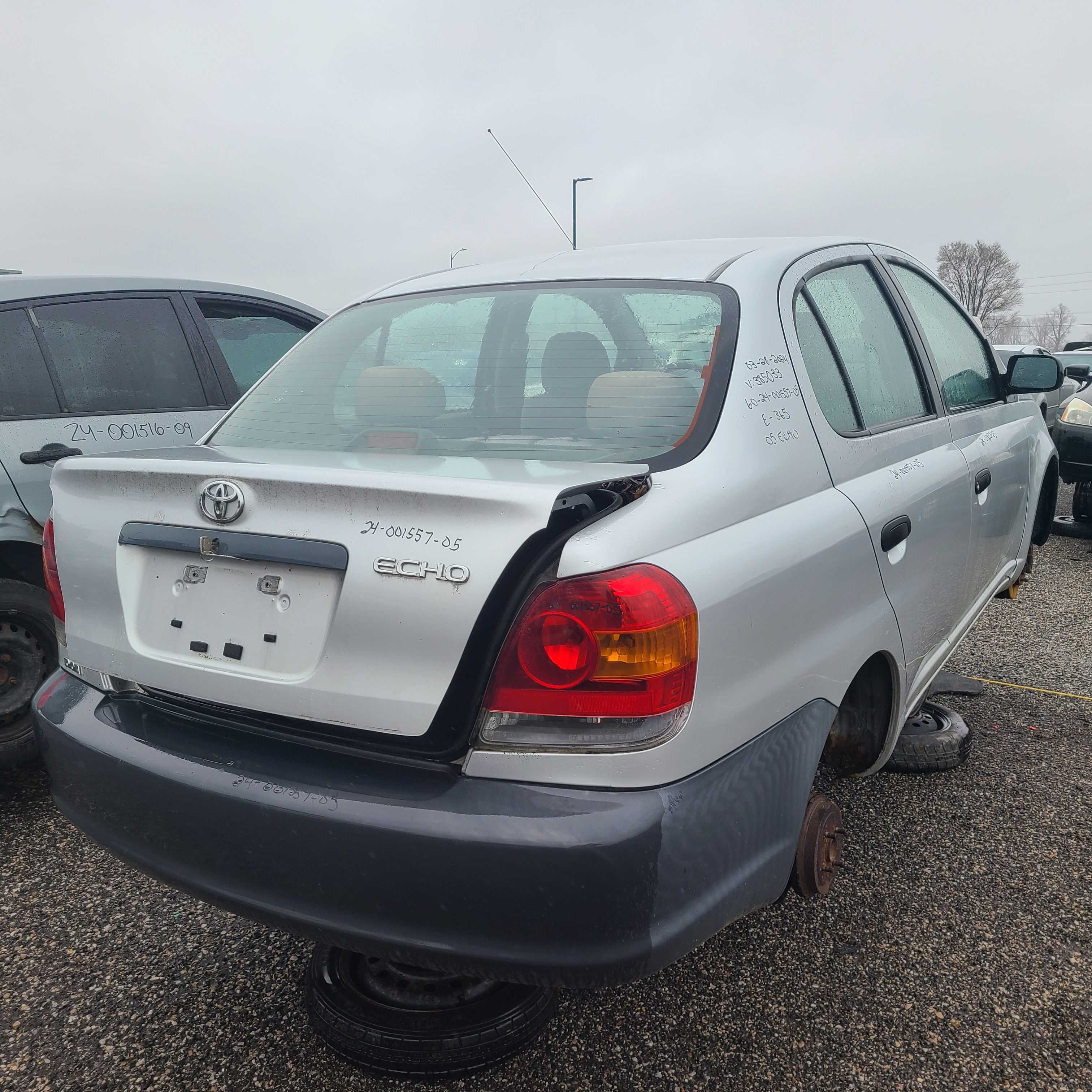 TOYOTA ECHO 2005