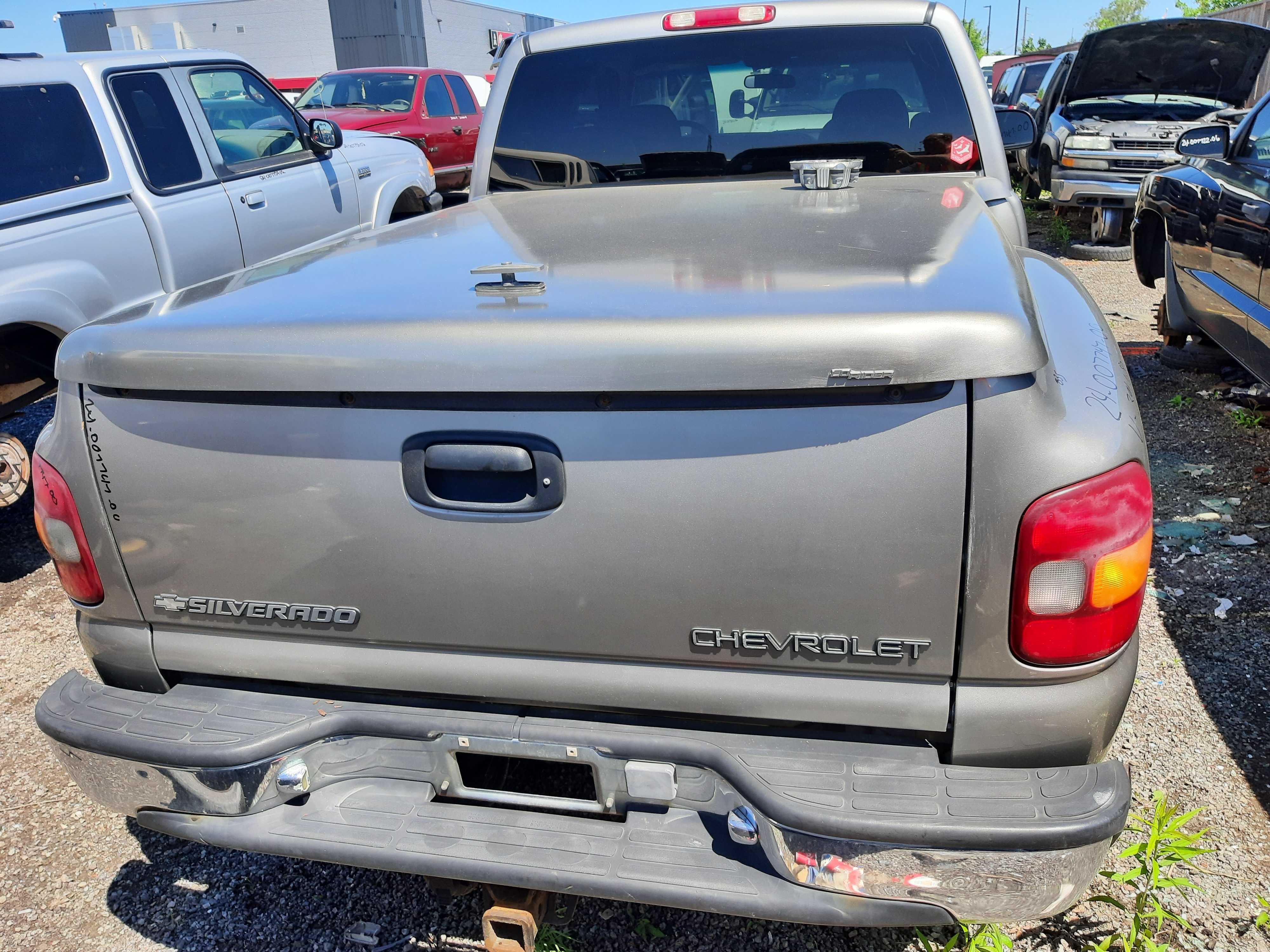 CHEVROLET SILVERADO 1500 2000