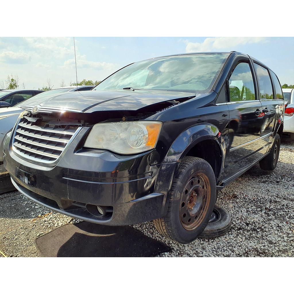 CHRYSLER TOWN &amp; COUNTRY 2010