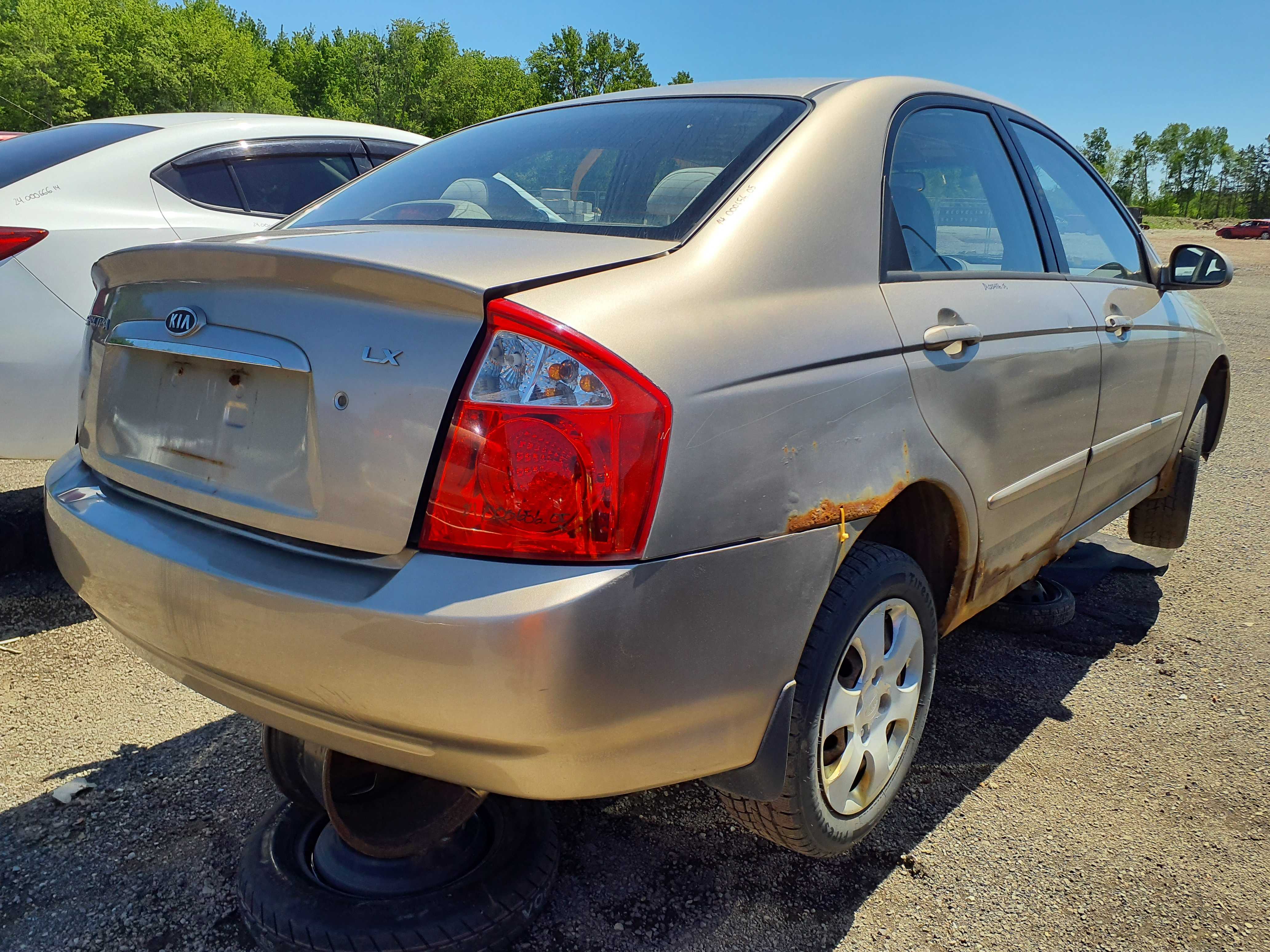 KIA SPECTRA 2005