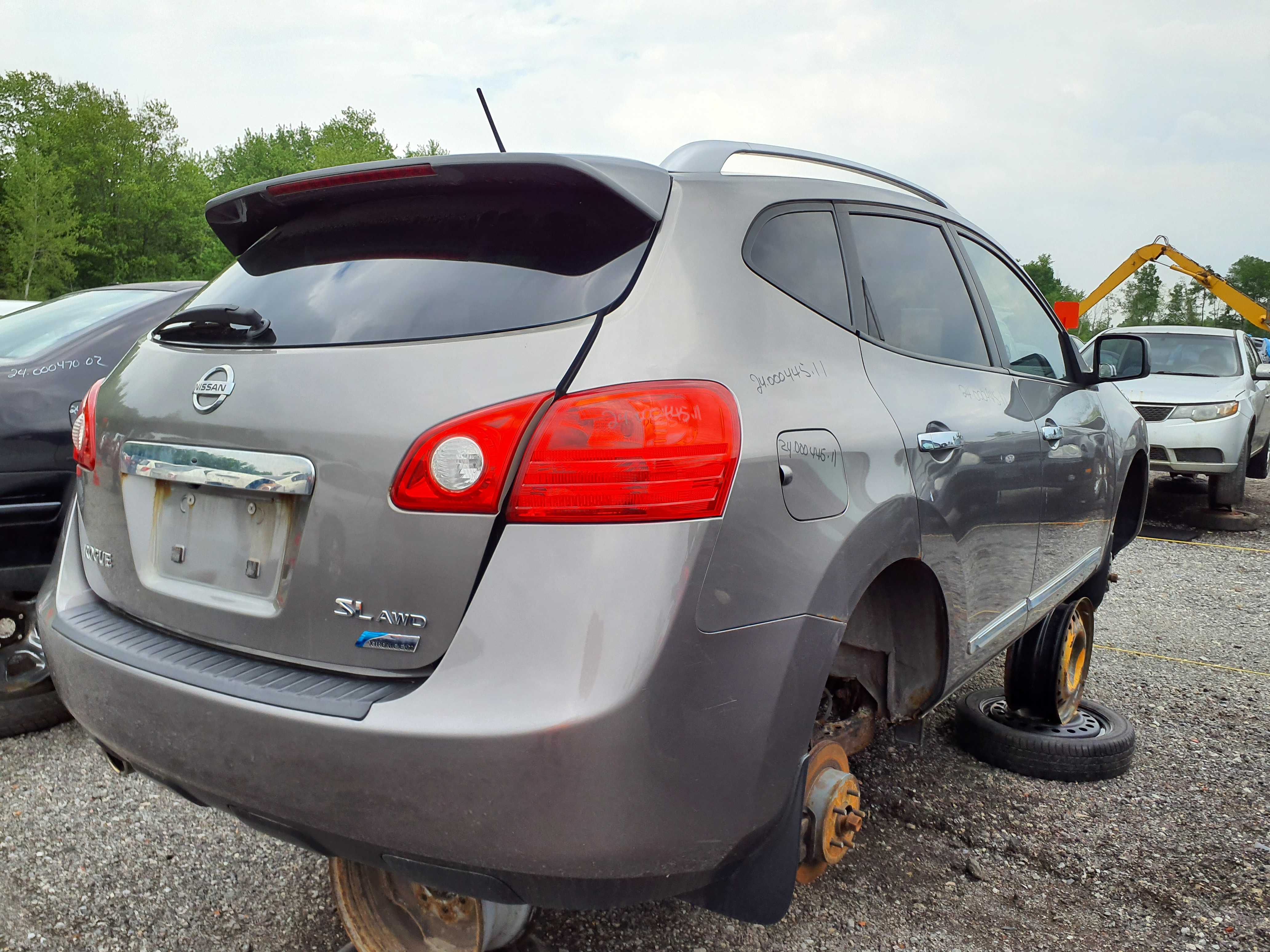 NISSAN ROGUE 2011