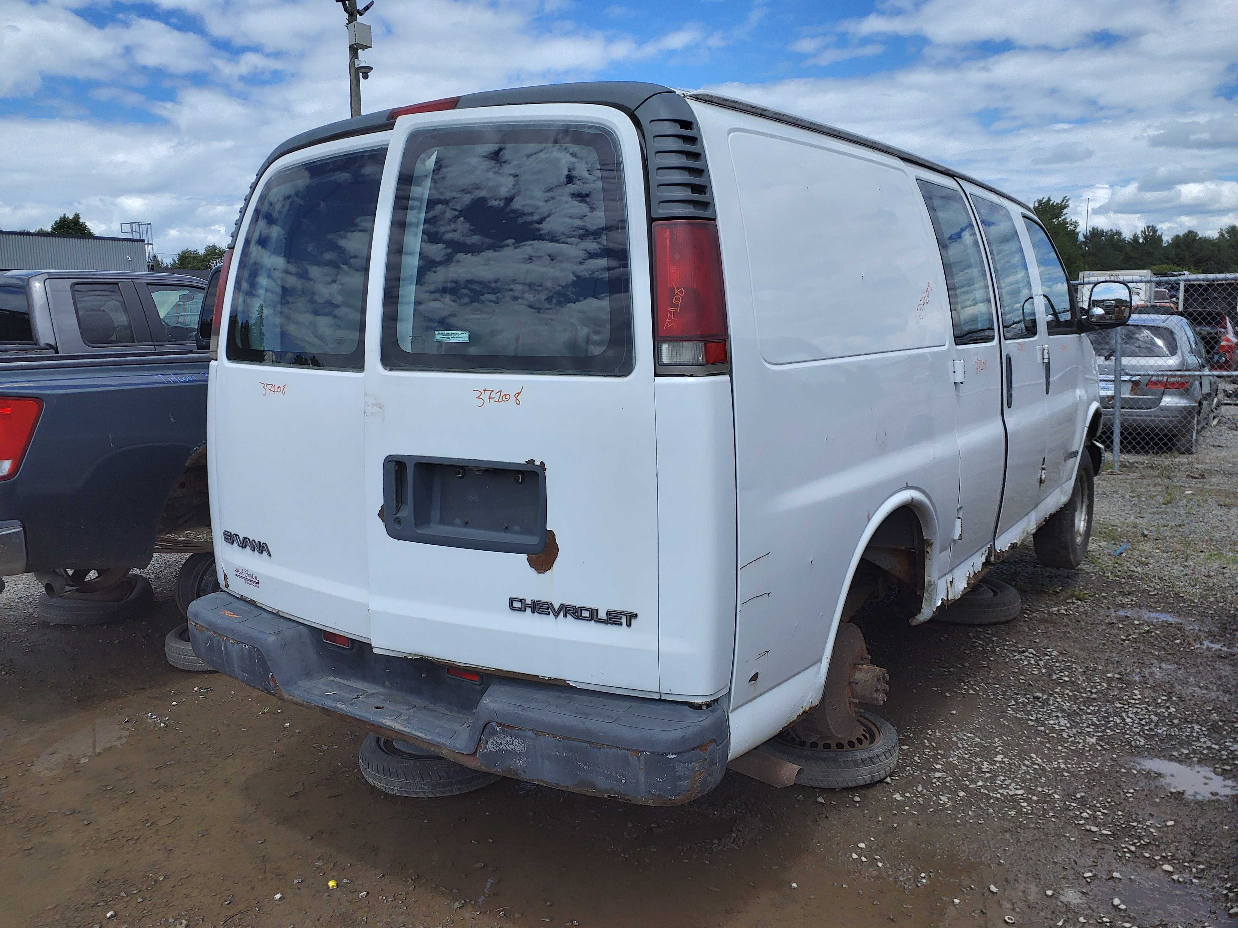 CHEVROLET EXPRESS VAN 2001