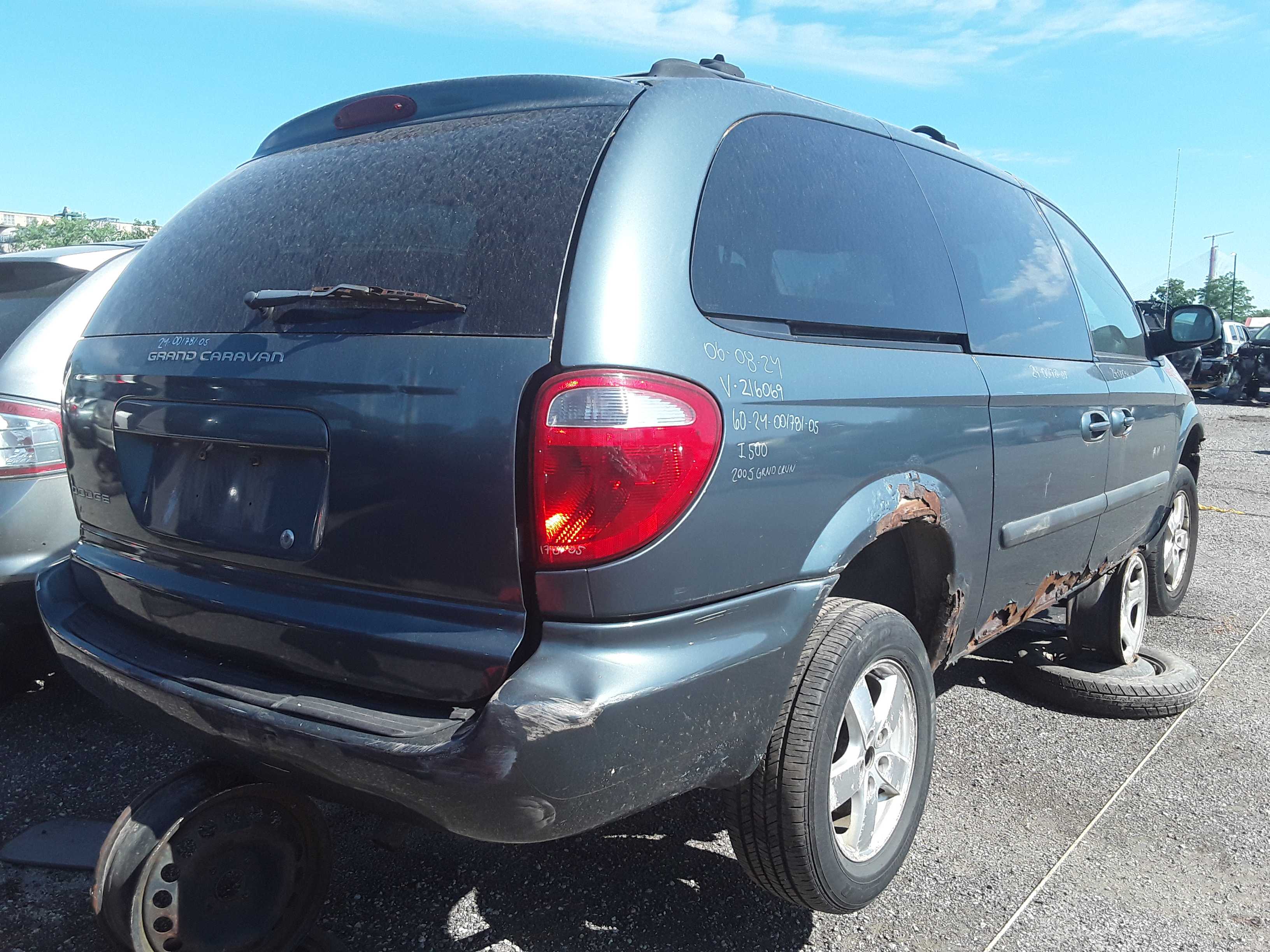 DODGE GRAND CARAVAN 2005