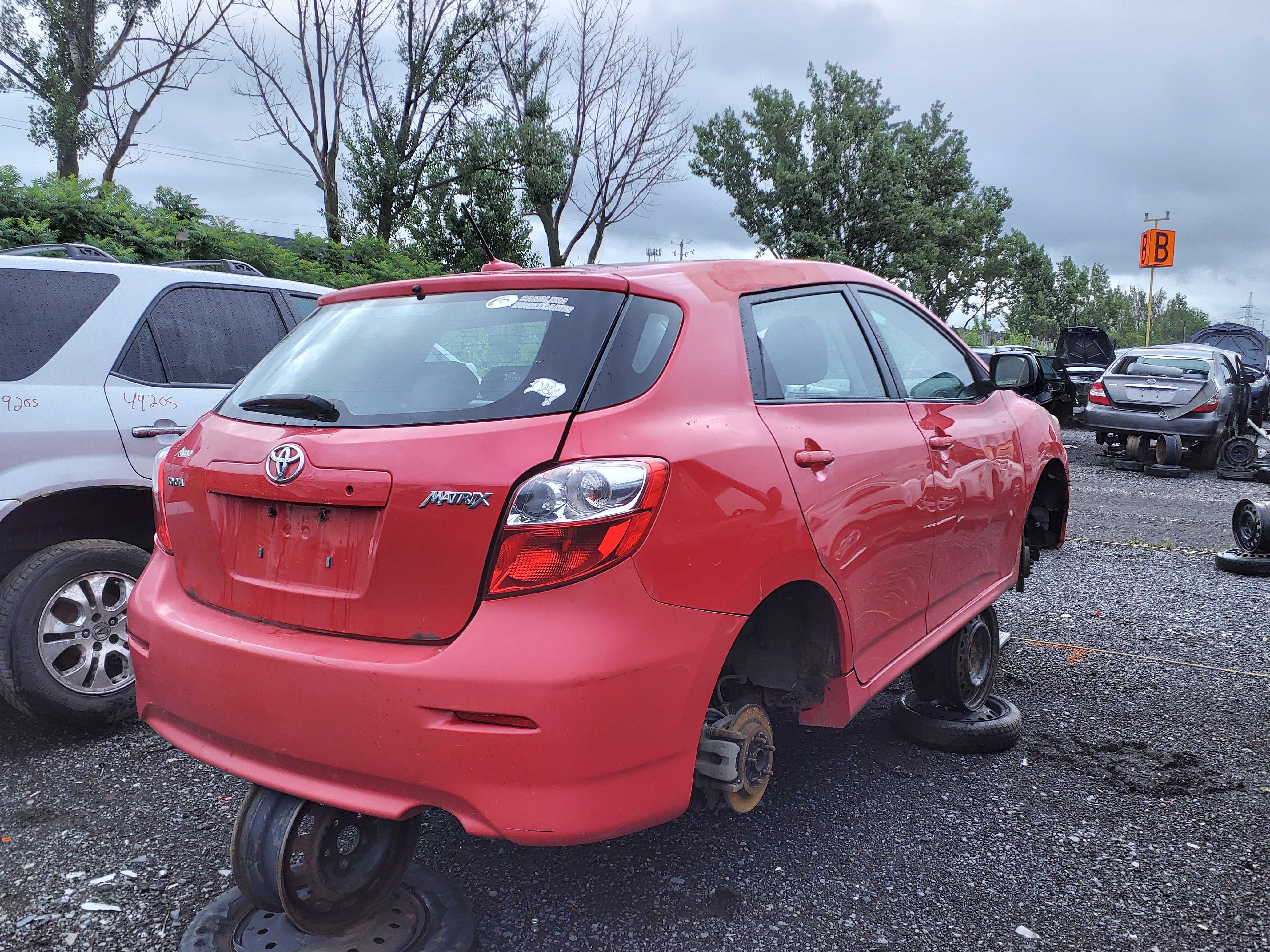 TOYOTA MATRIX 2010