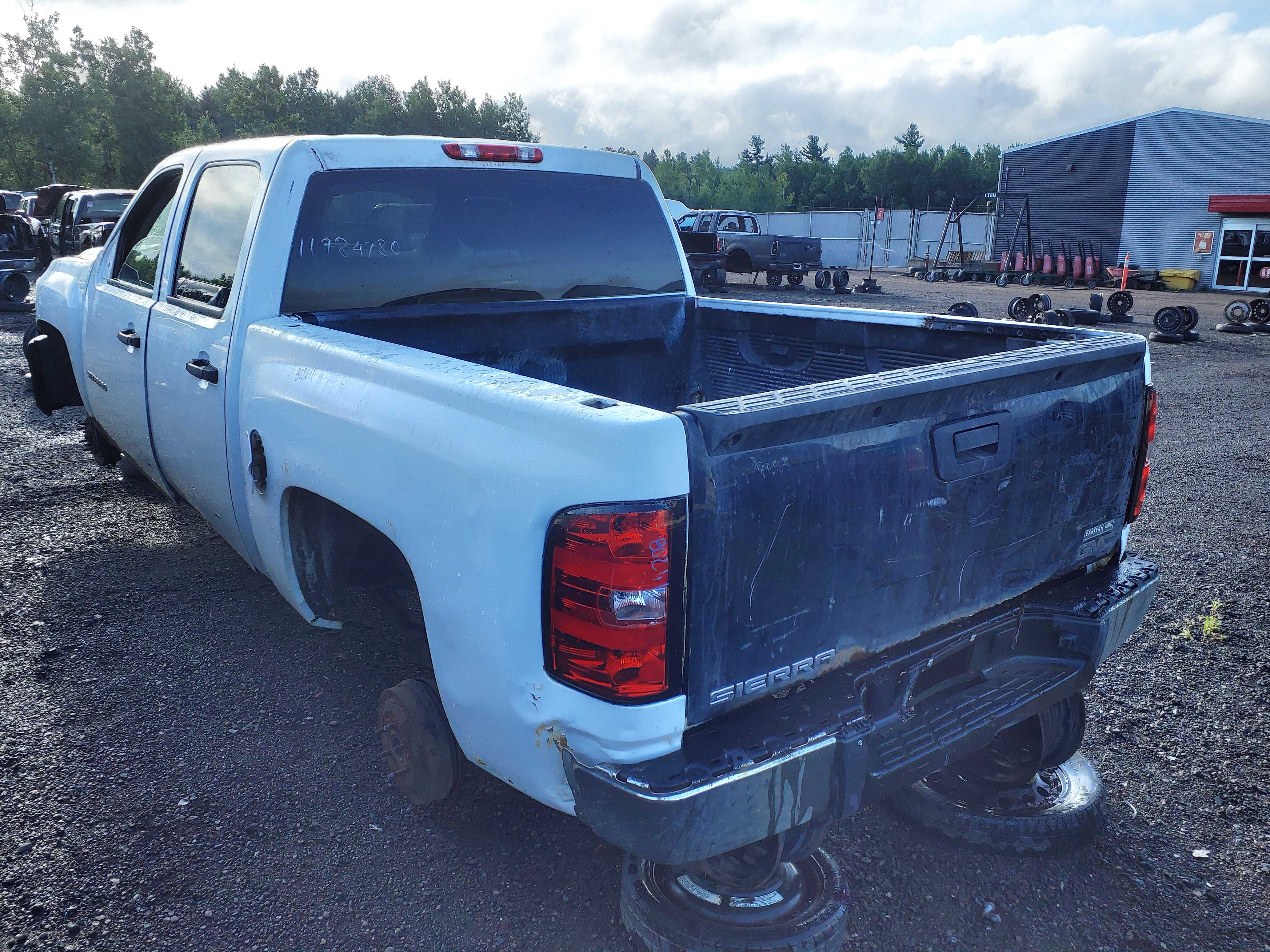 CHEVROLET SILVERADO 1500 2011