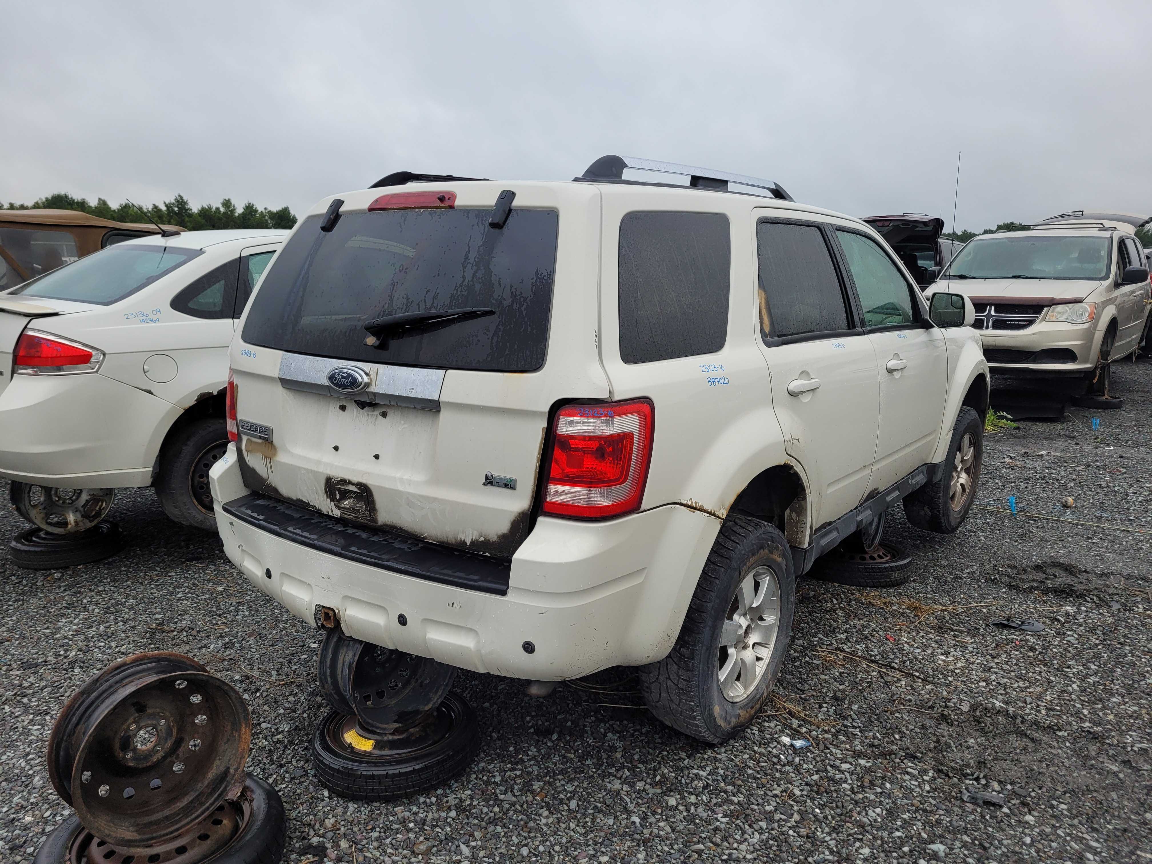 FORD ESCAPE 2010