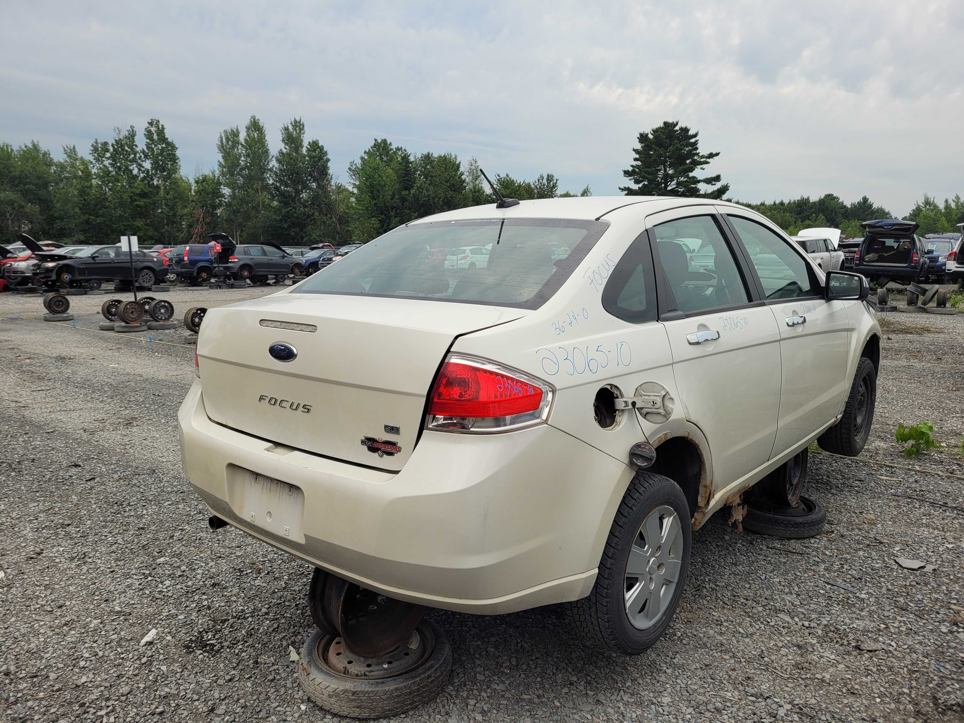 FORD FOCUS 2010