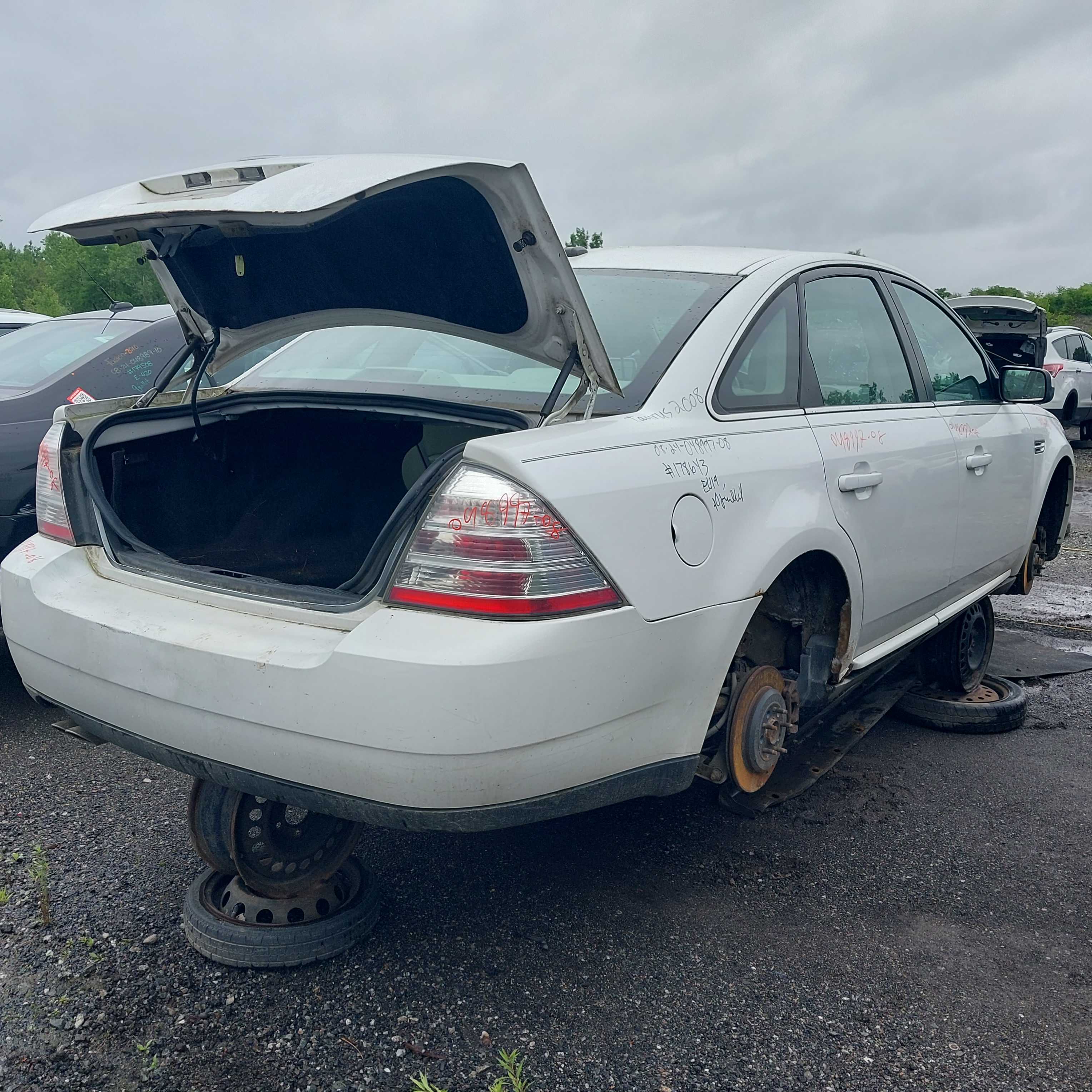 FORD TAURUS 2008