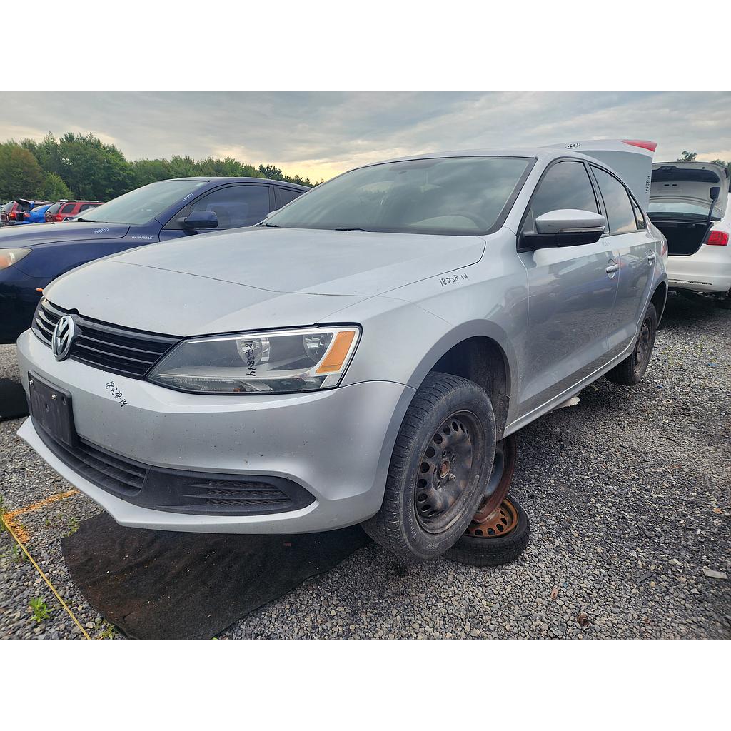 VOLKSWAGEN JETTA 2014