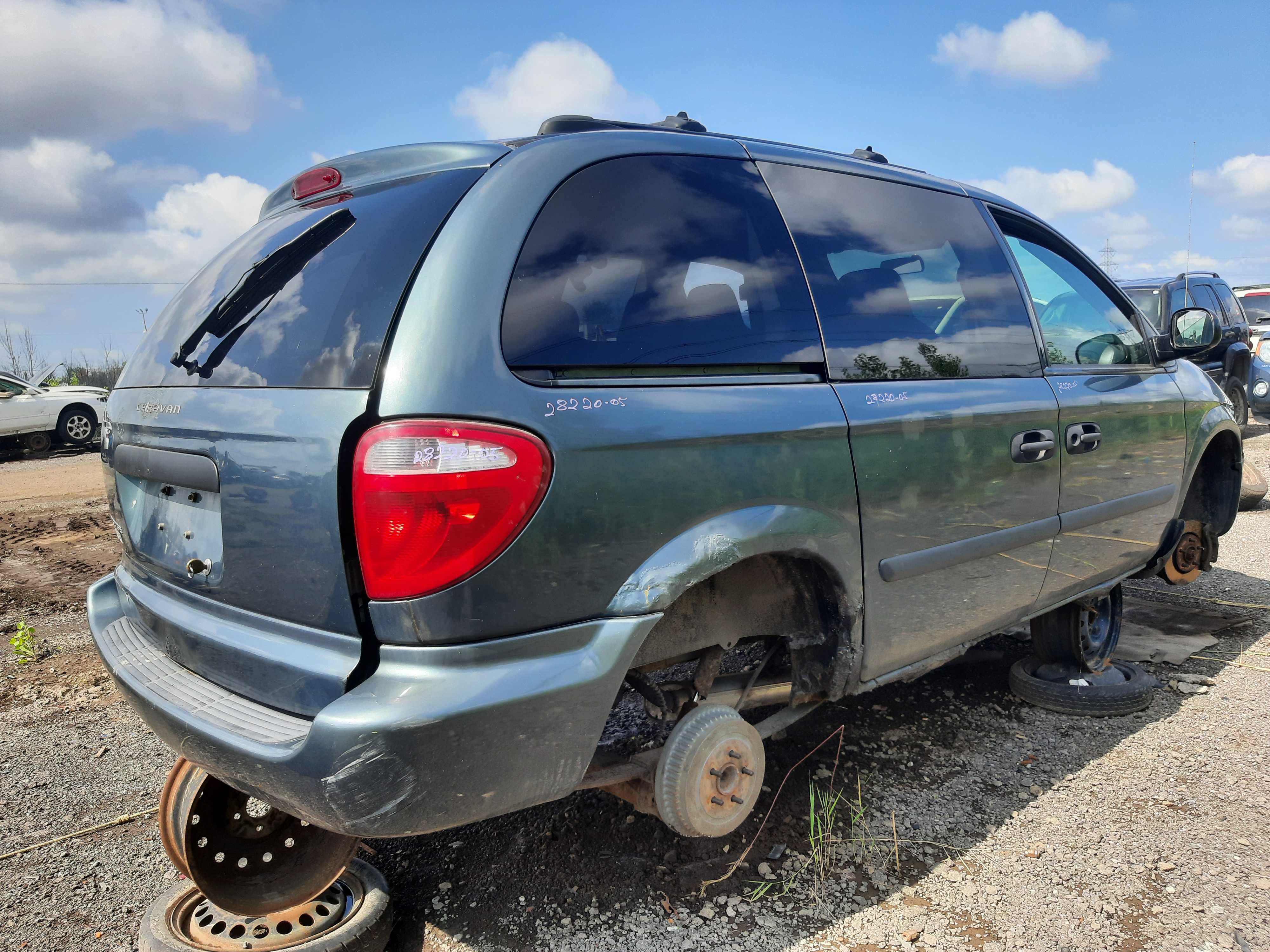 DODGE CARAVAN 2005