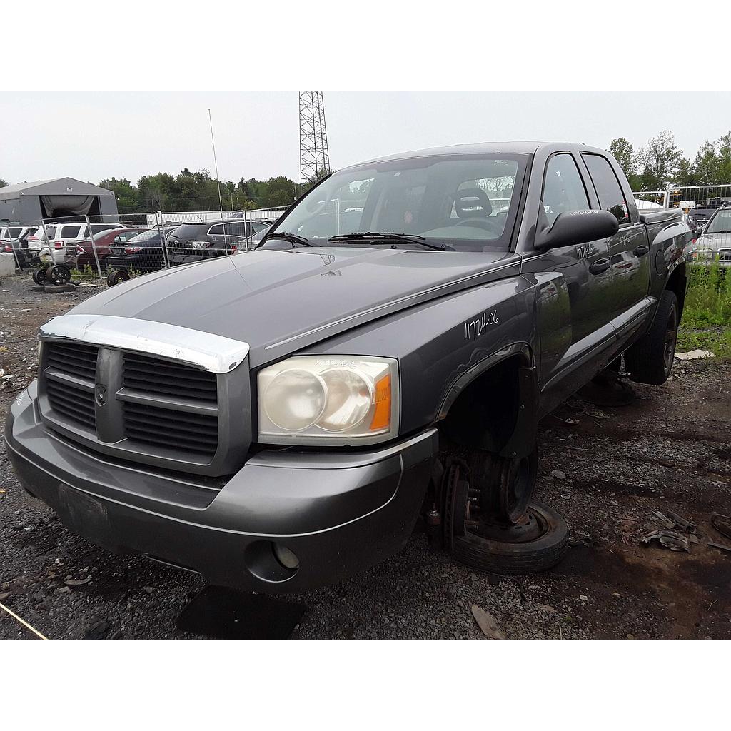 DODGE DAKOTA 2006