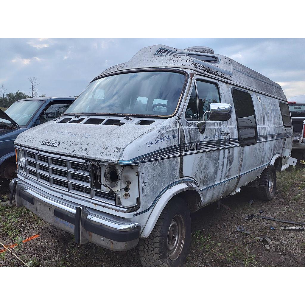 DODGE RAM VAN 1990