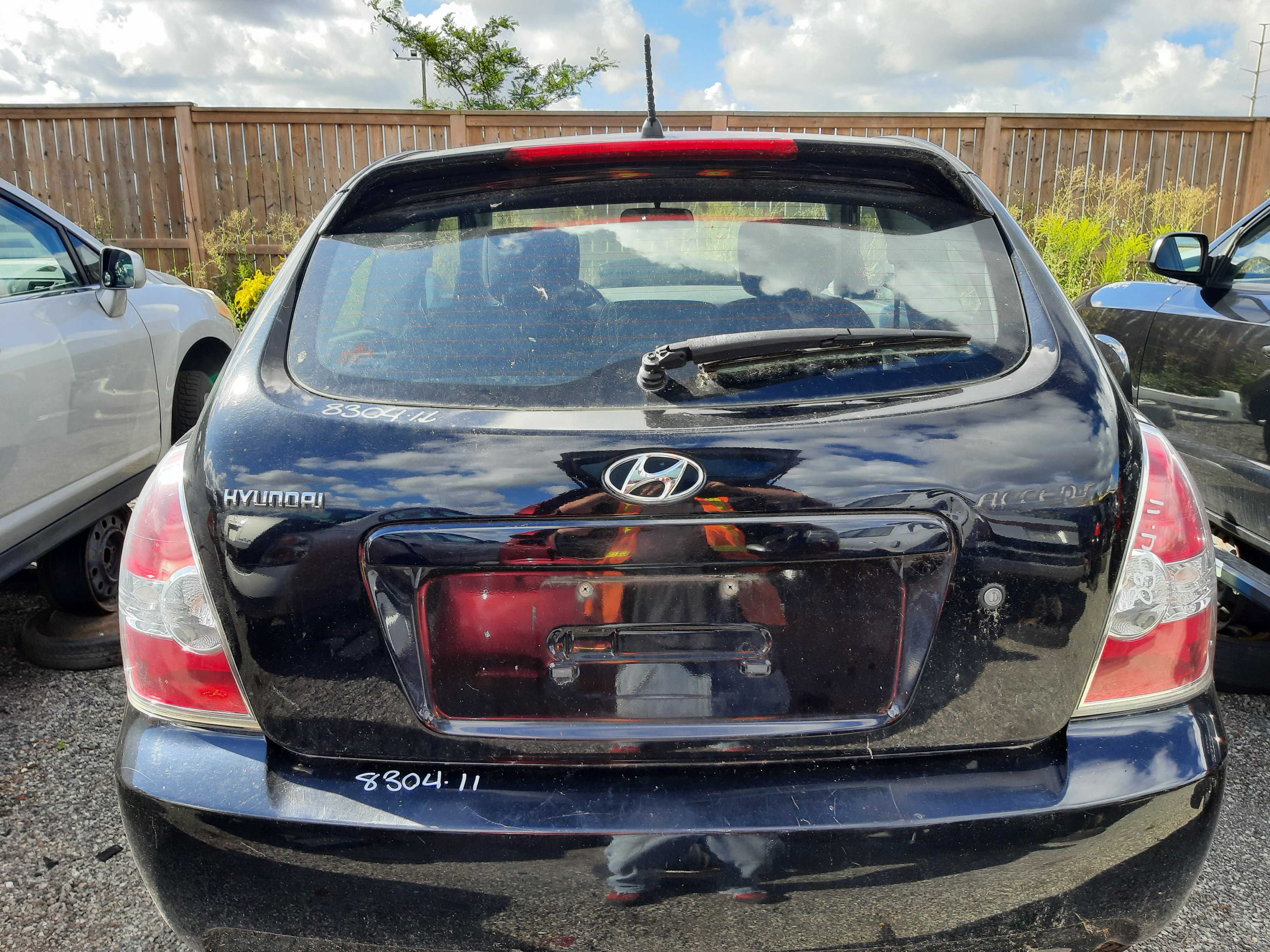 HYUNDAI ACCENT 2011