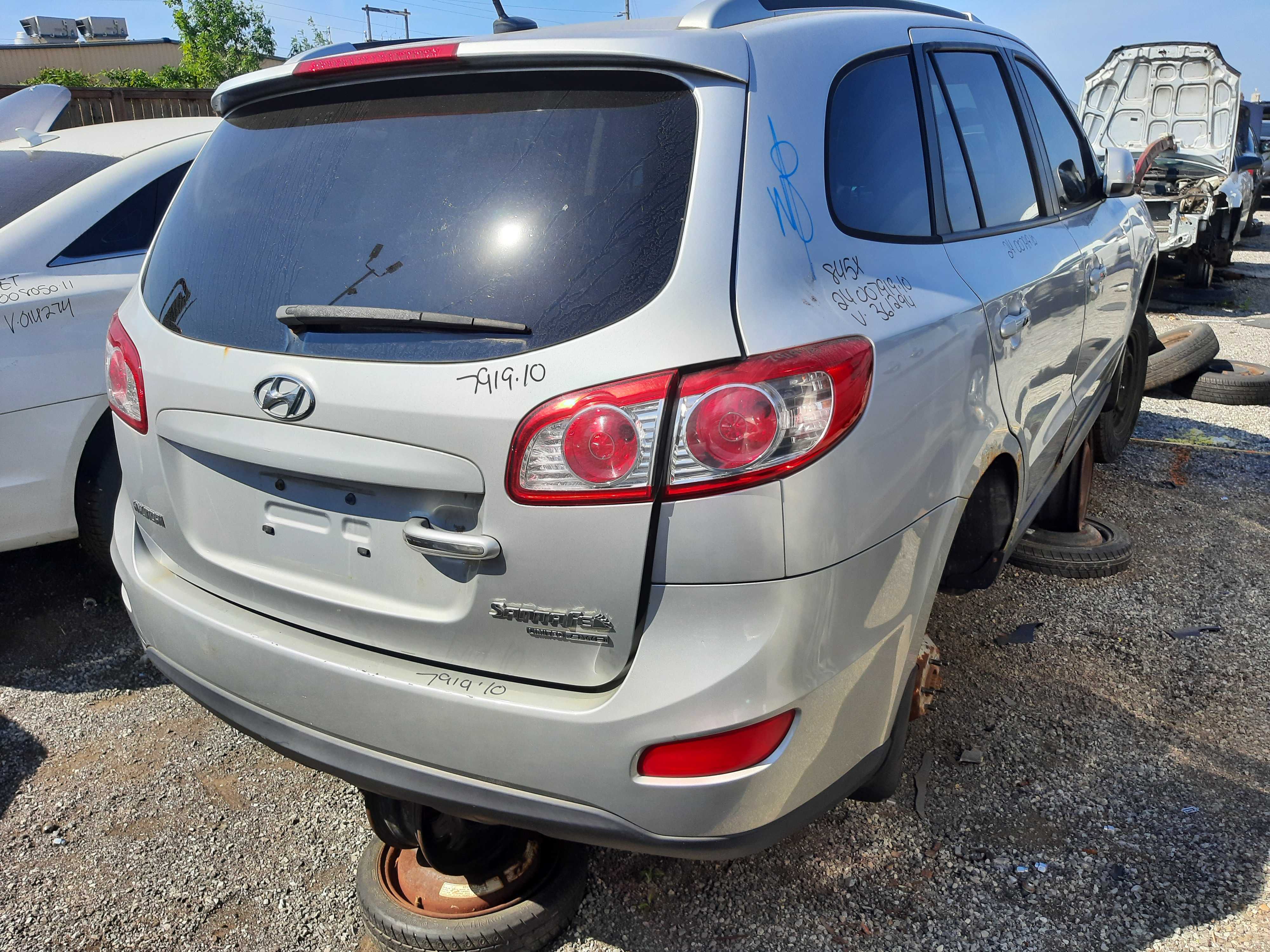 HYUNDAI SANTA FE 2010