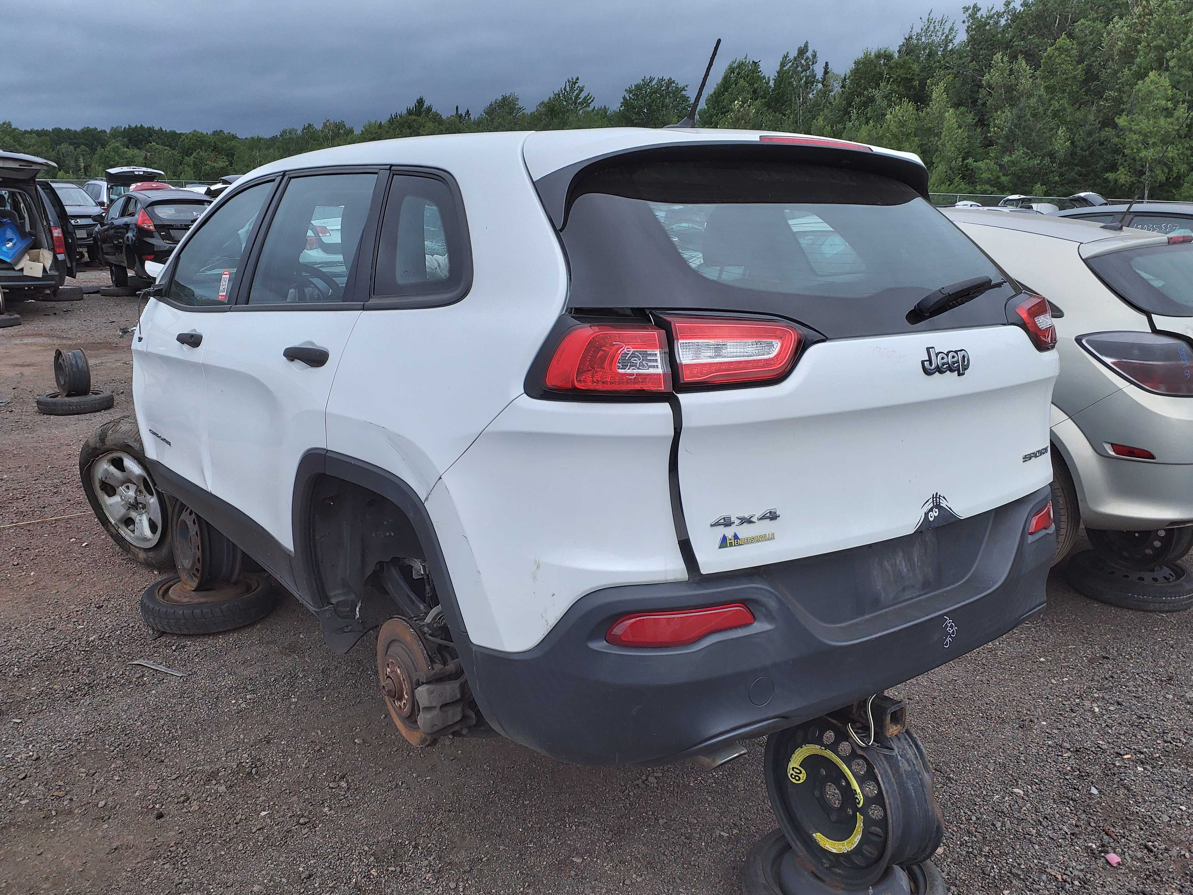 JEEP CHEROKEE 2015