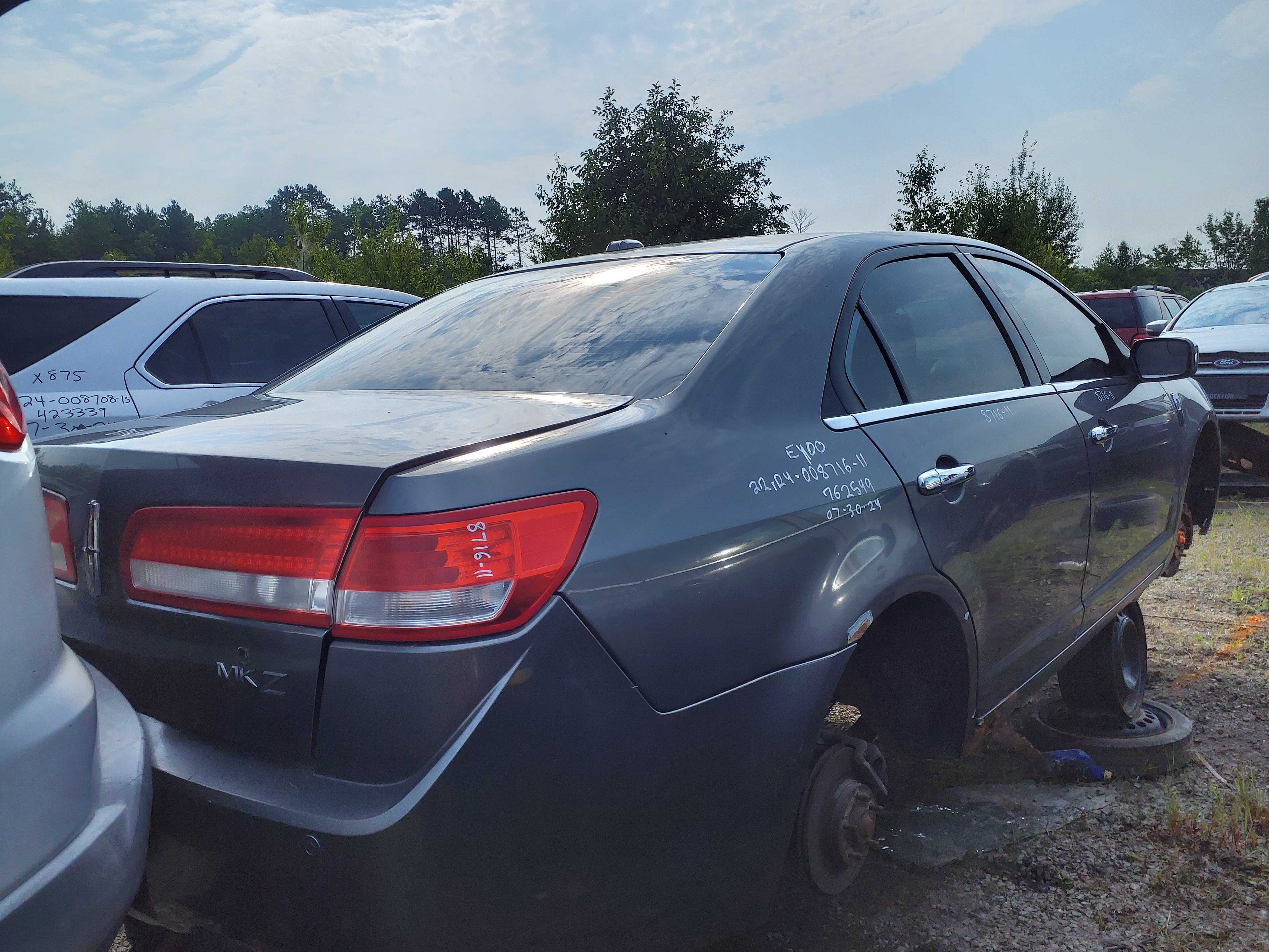 LINCOLN MKZ 2011