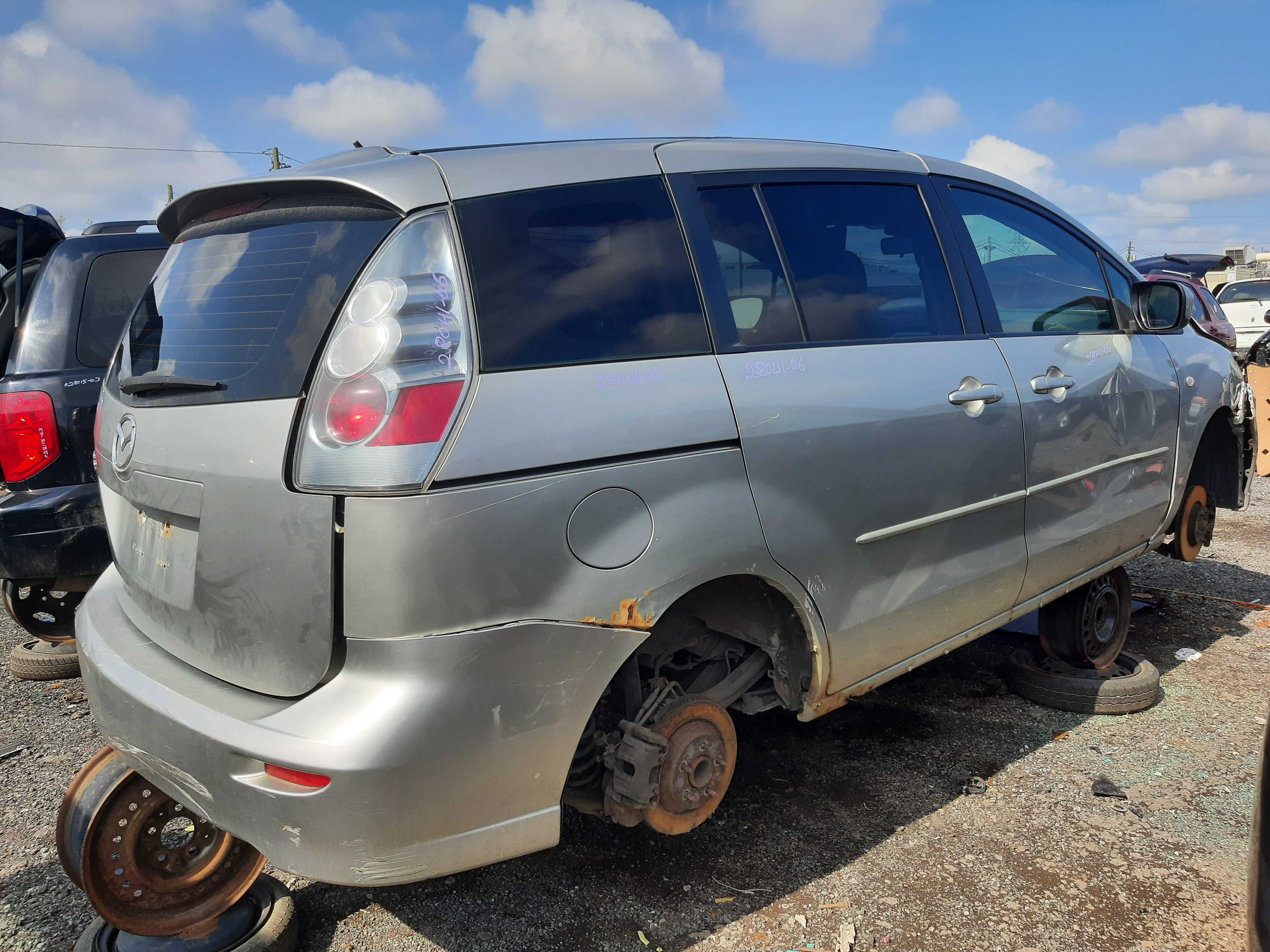 MAZDA MAZDA5 2006