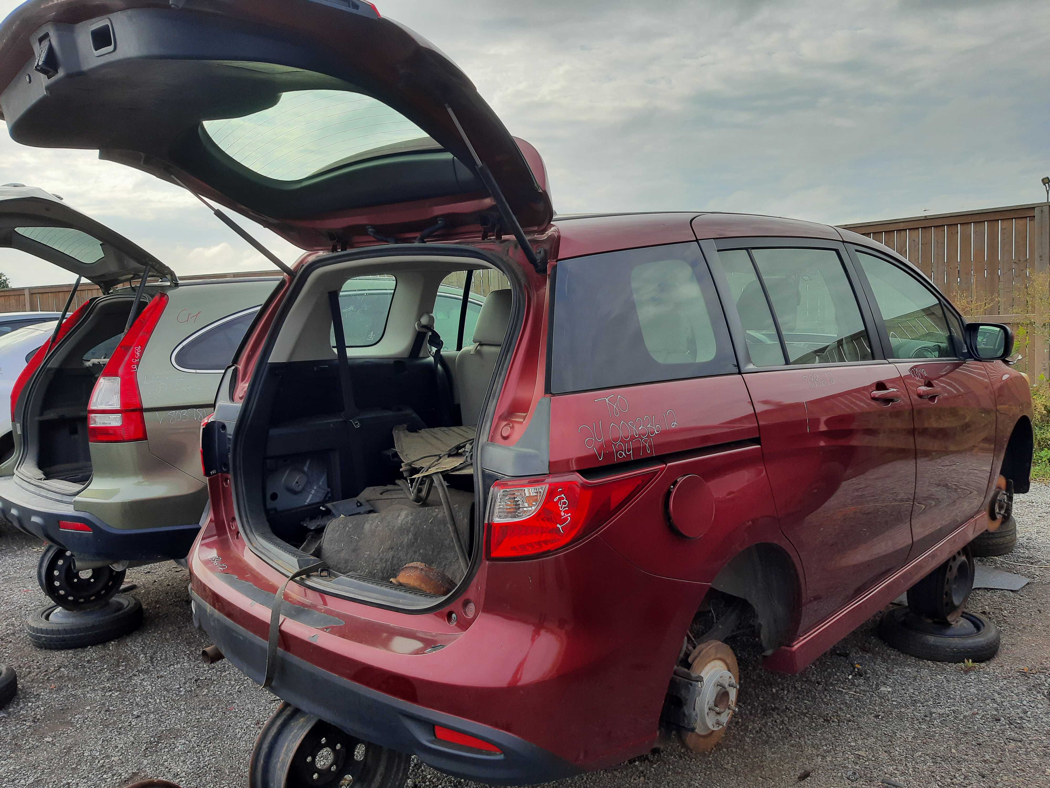 MAZDA MAZDA5 2012