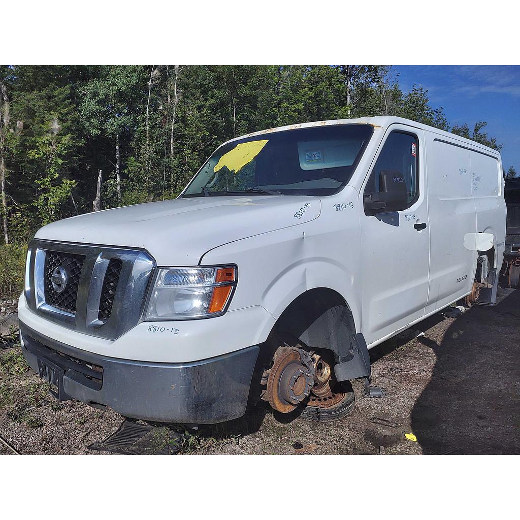 NISSAN NV 2013