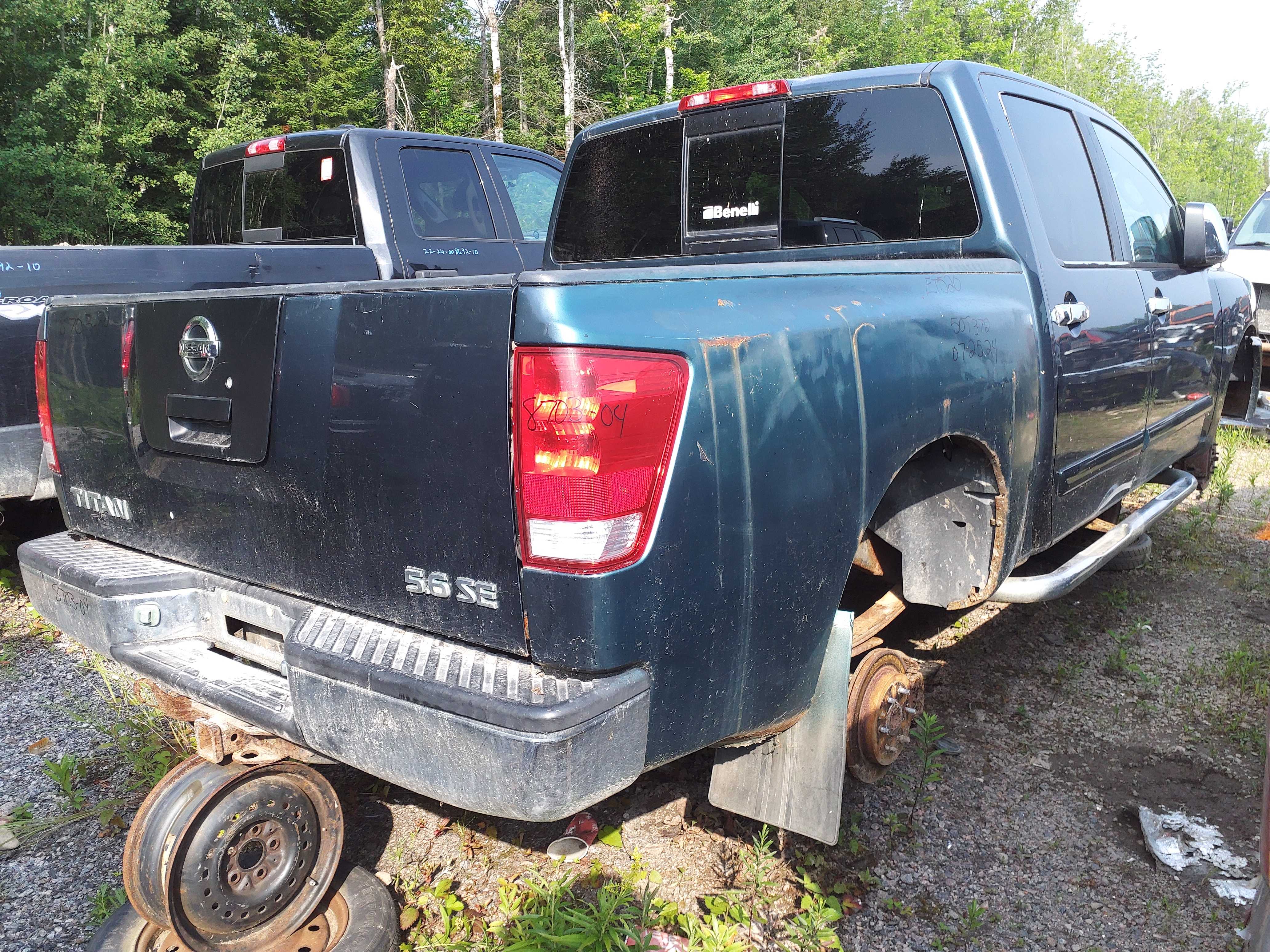 NISSAN TITAN 2004