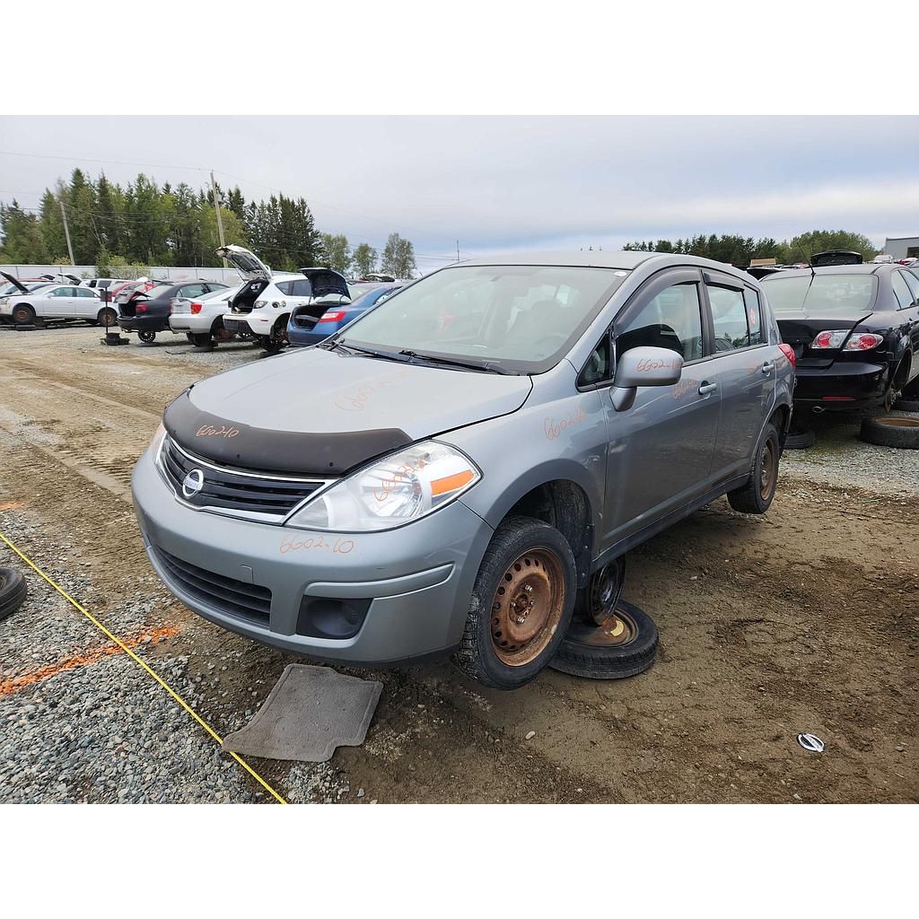 NISSAN VERSA 2010