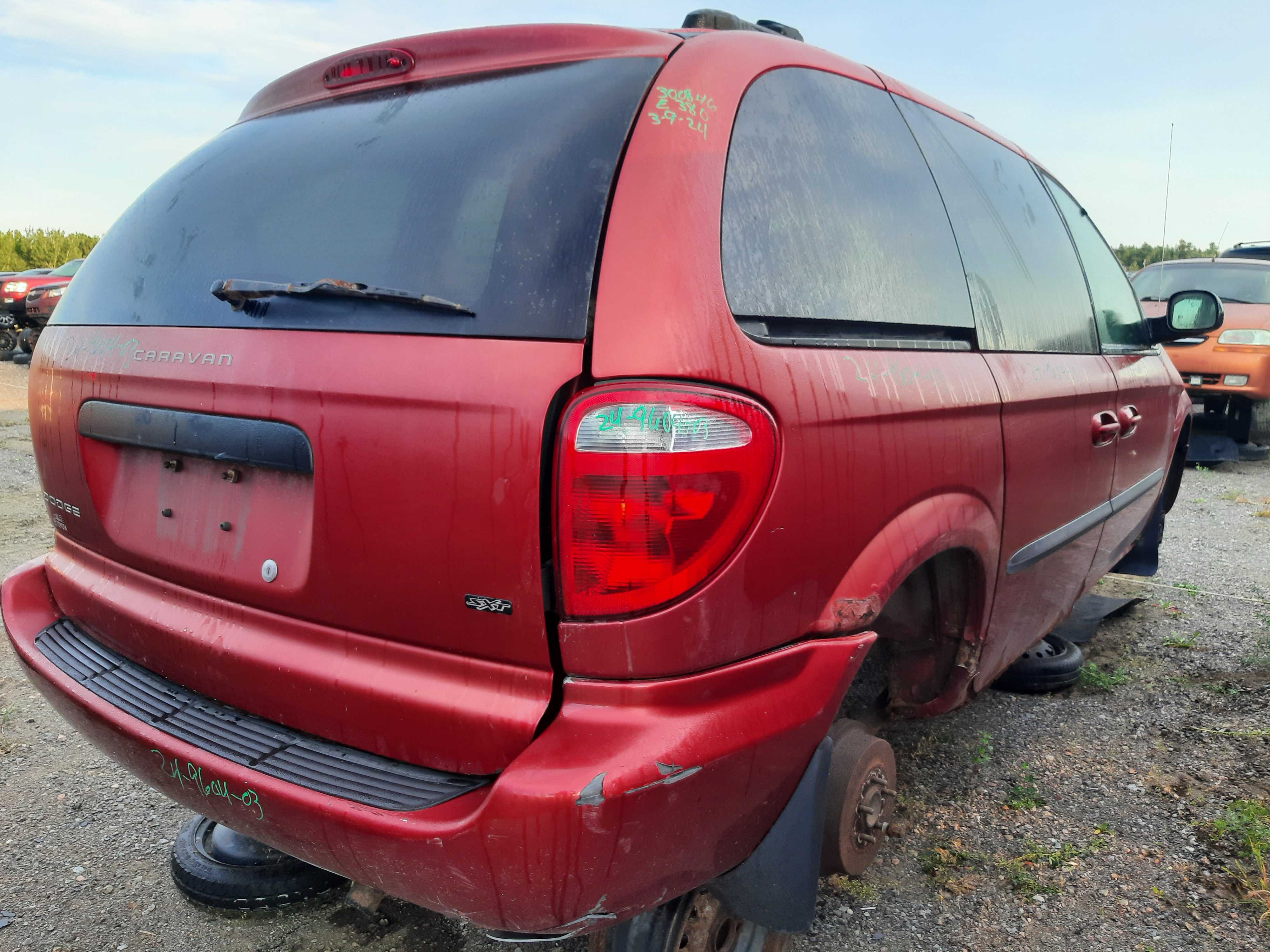 DODGE CARAVAN 2003