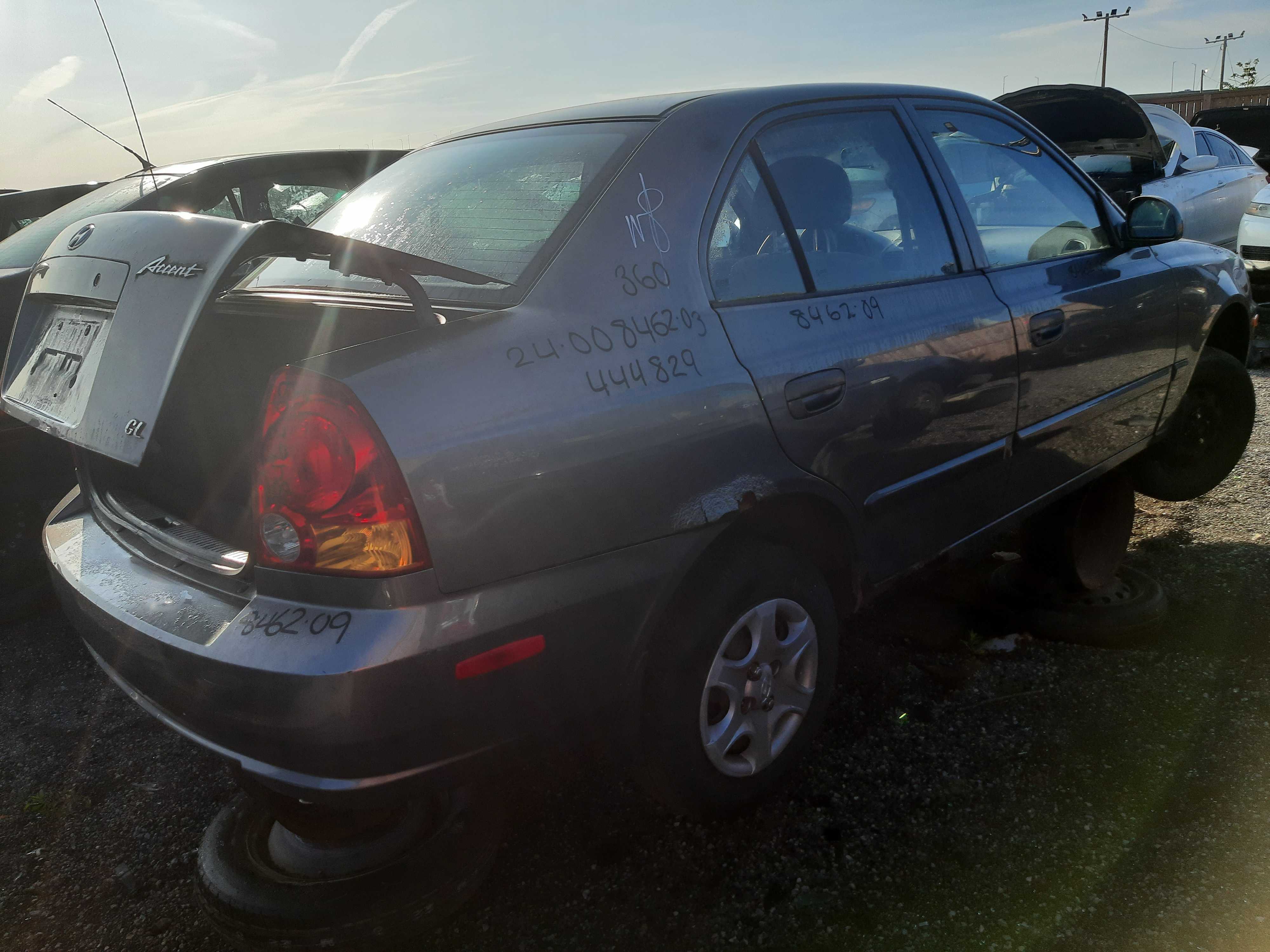 HYUNDAI ACCENT 2003