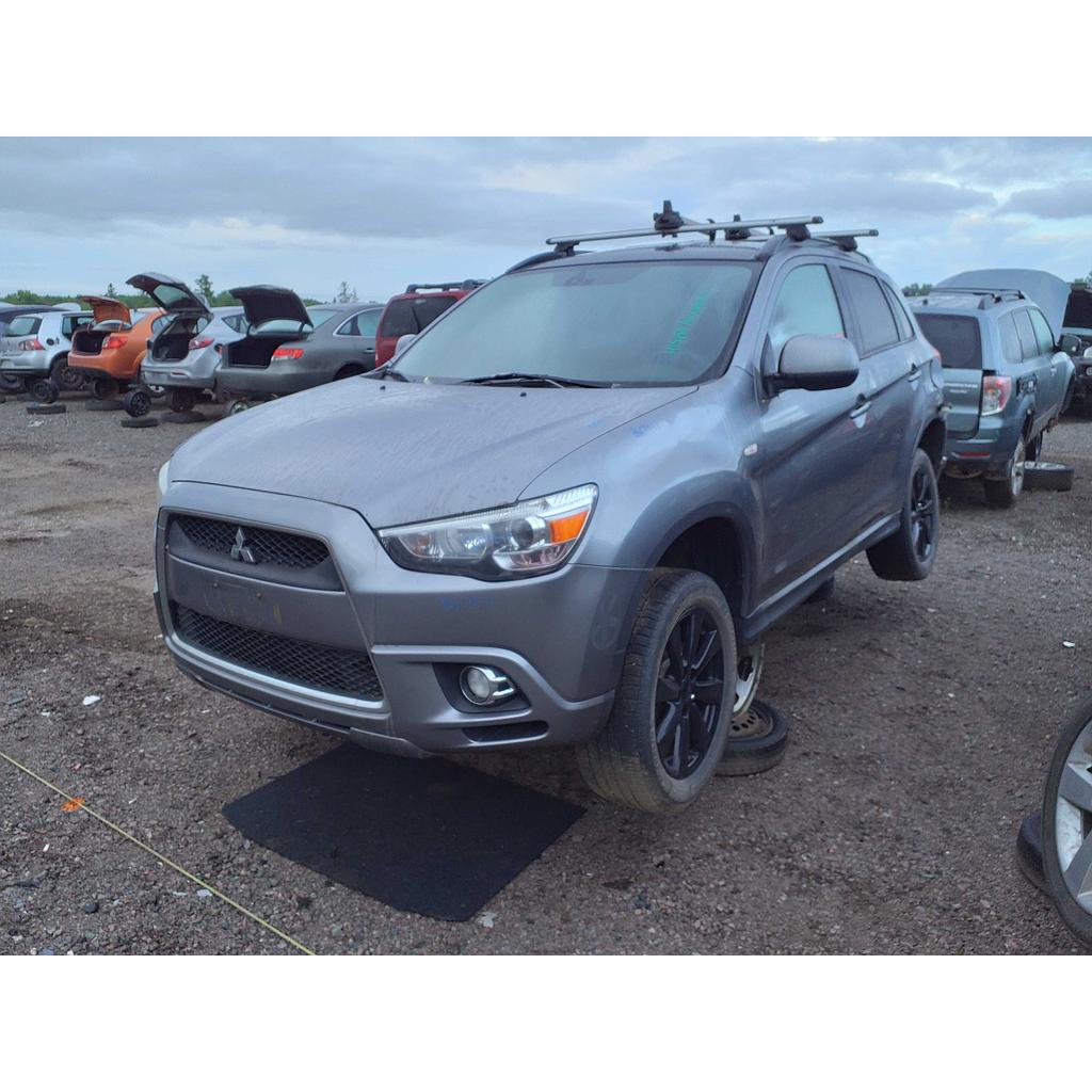 MITSUBISHI RVR 2011