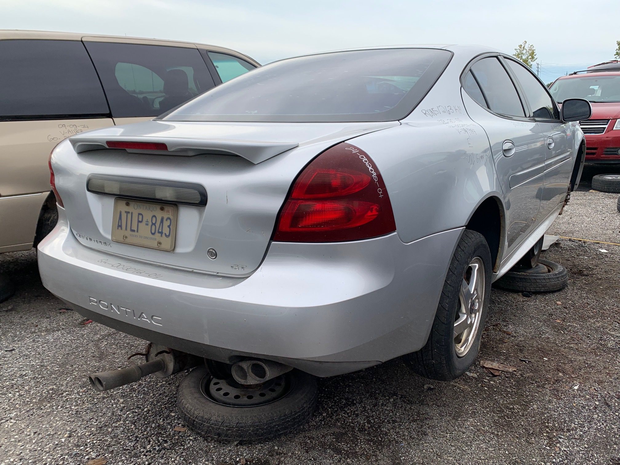 PONTIAC GRAND PRIX 2004