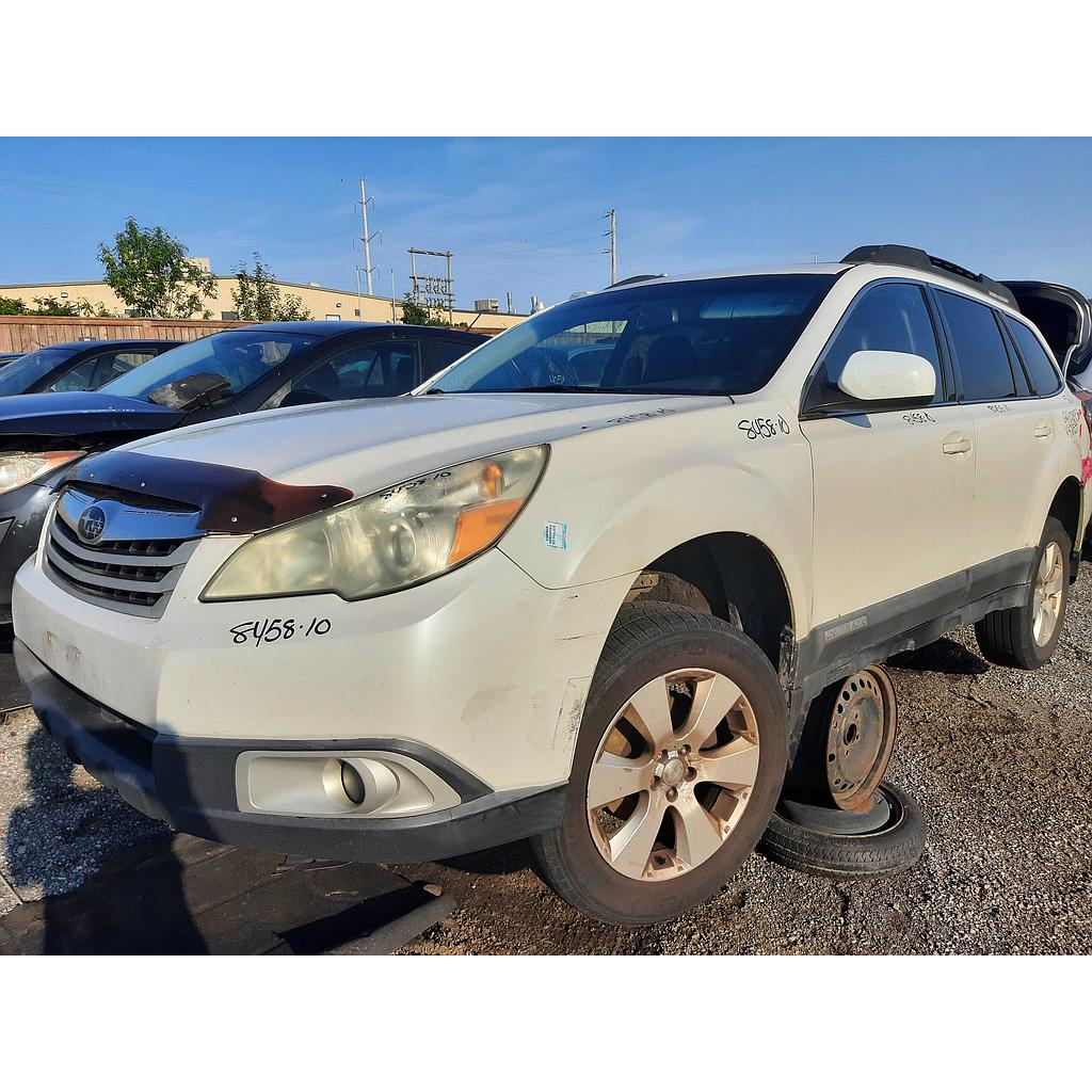 SUBARU OUTBACK 2010
