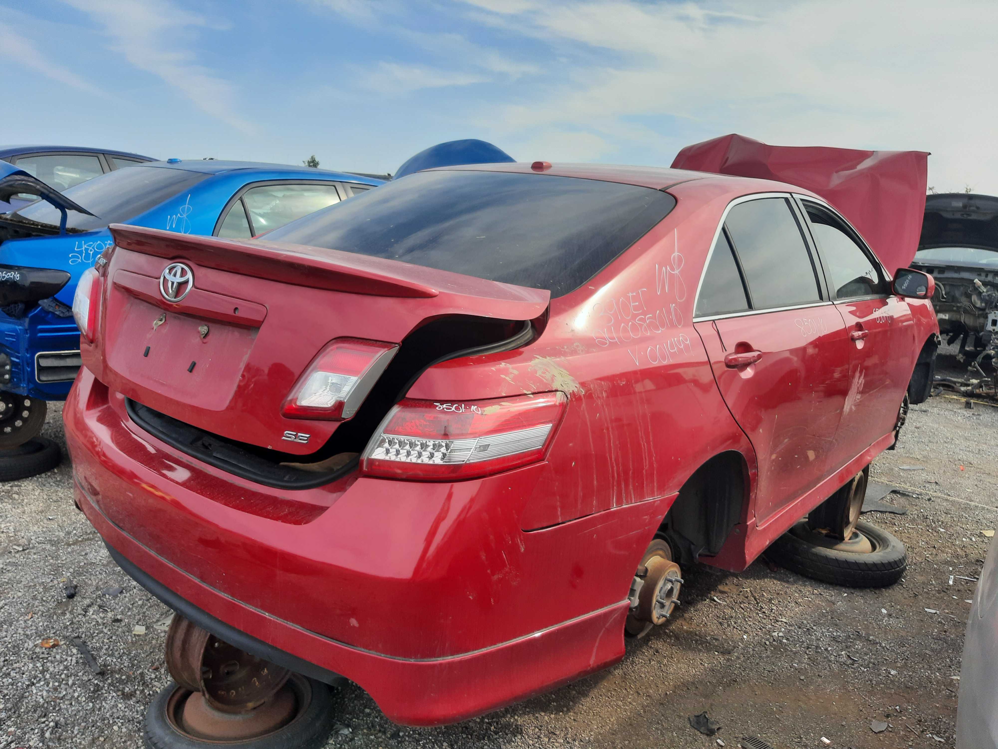 TOYOTA CAMRY 2010