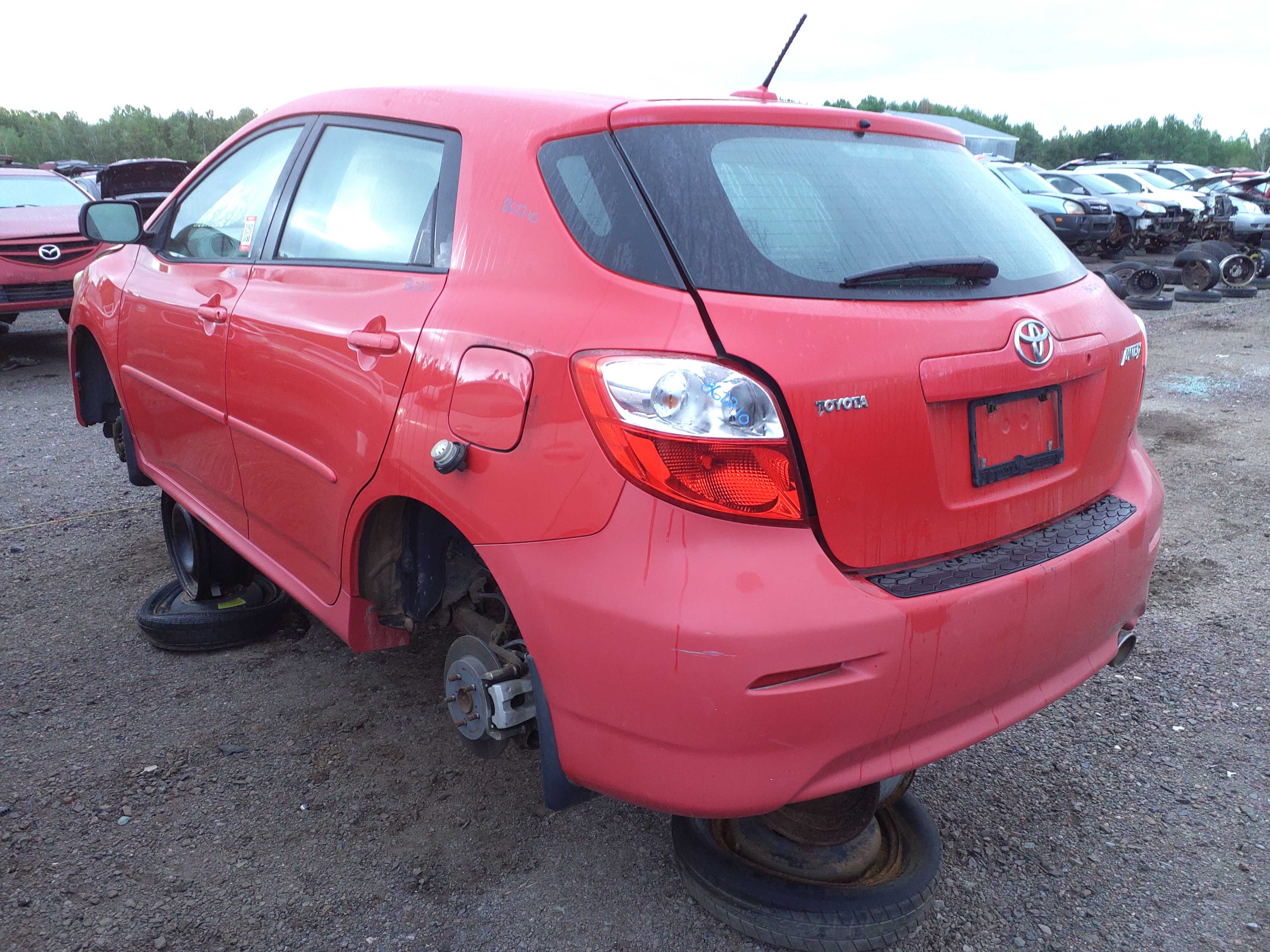 TOYOTA MATRIX 2010