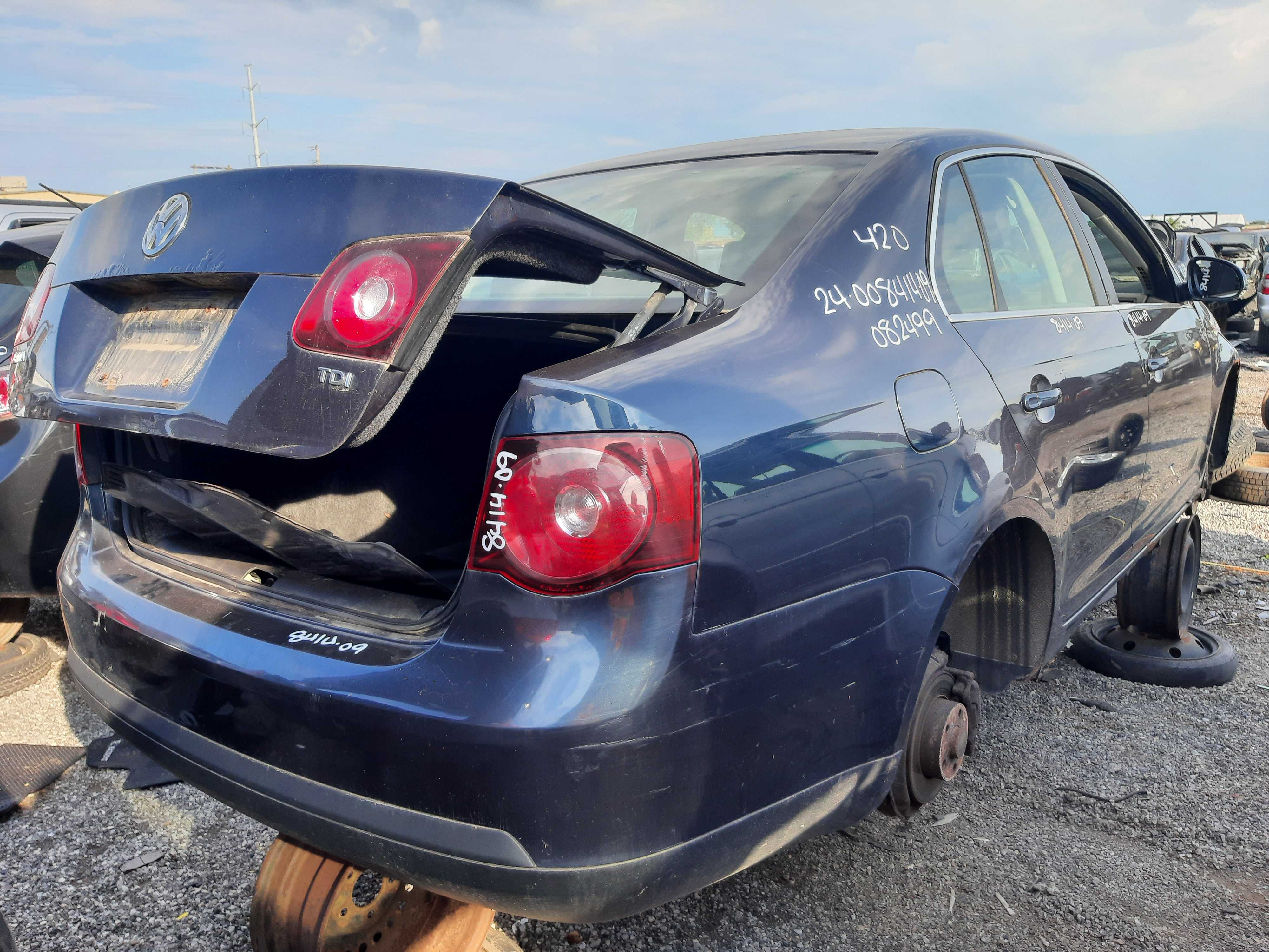 VOLKSWAGEN JETTA 2009