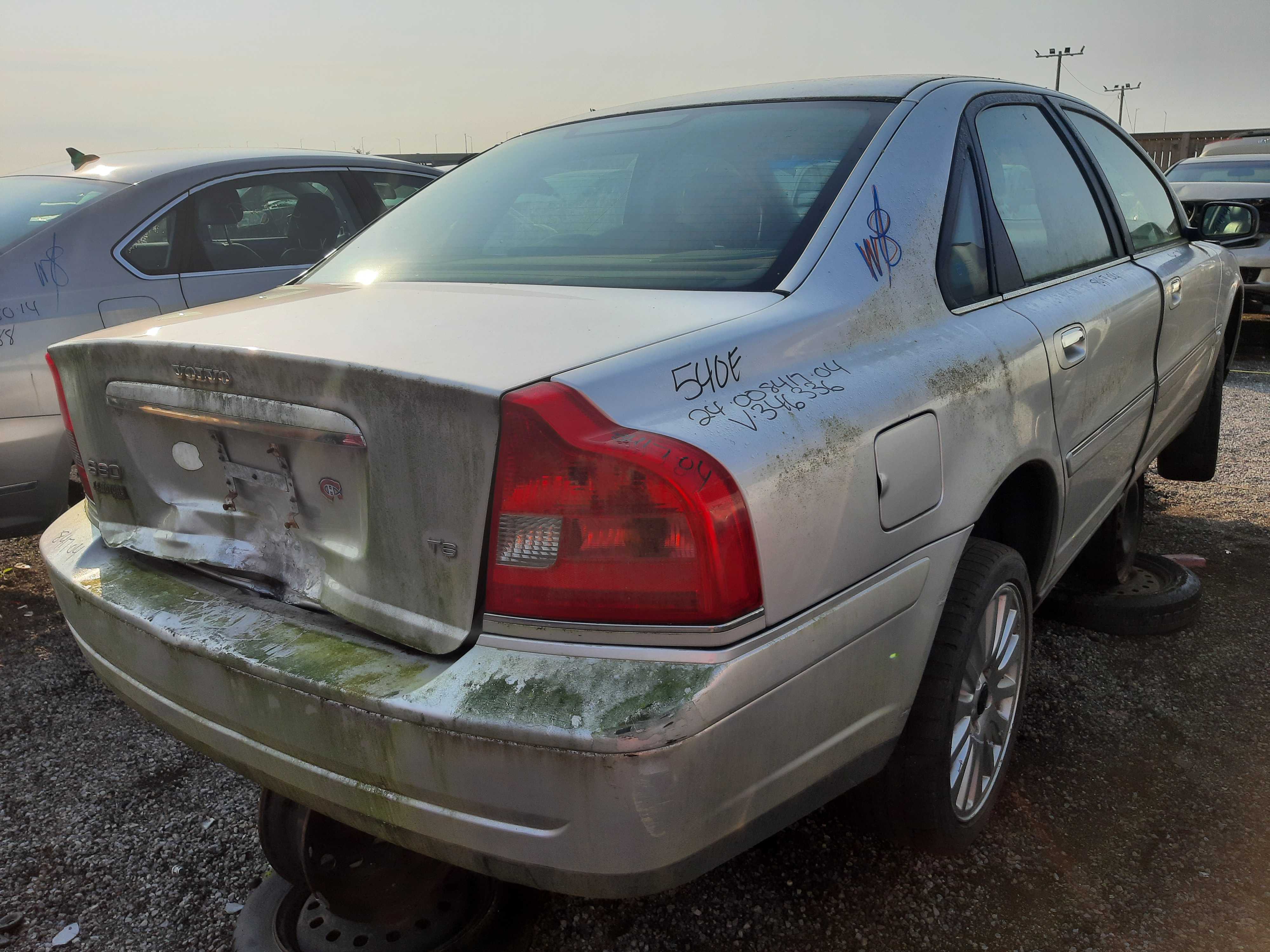 VOLVO S80 2004