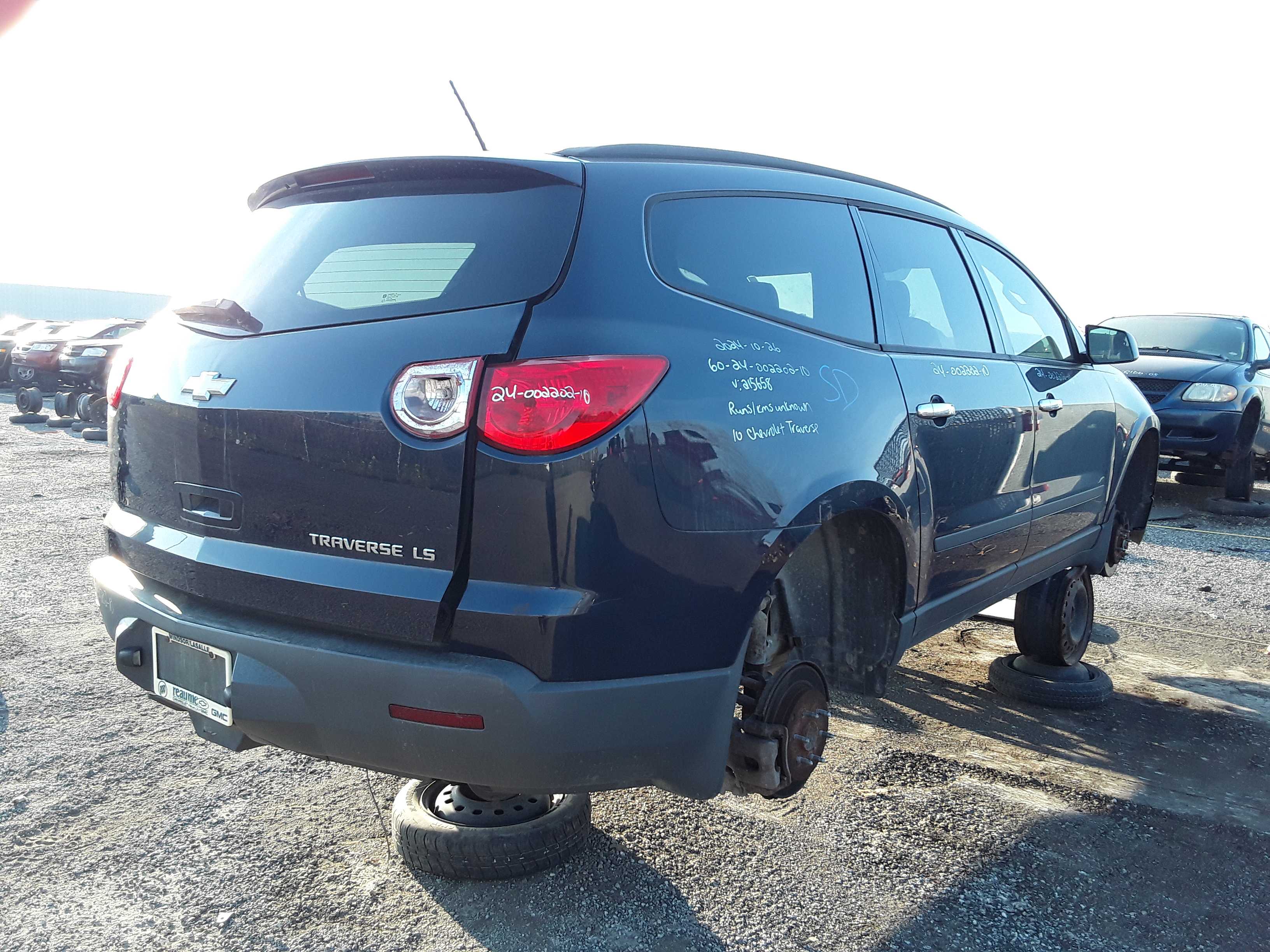 CHEVROLET TRAVERSE 2010