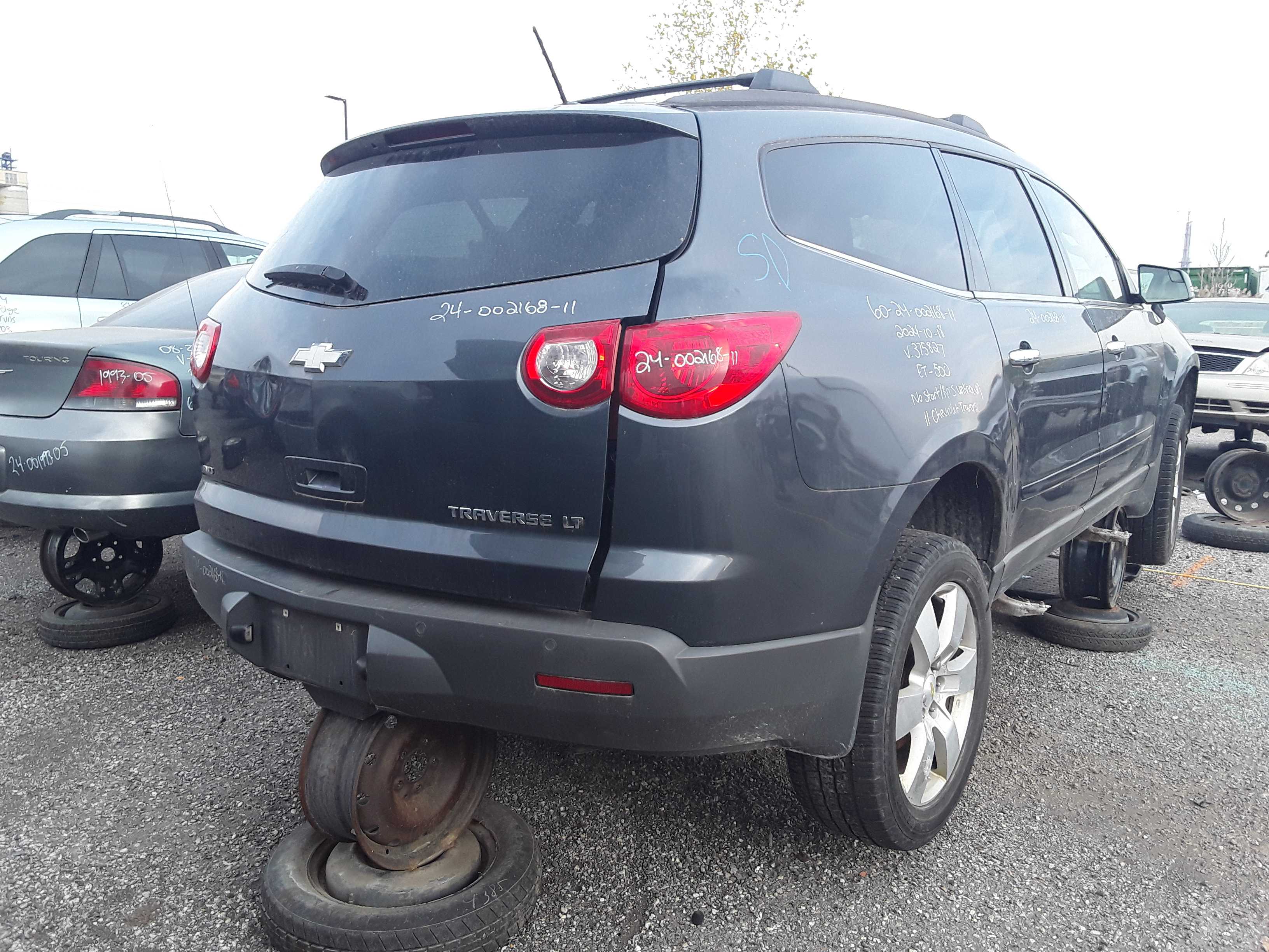 CHEVROLET TRAVERSE 2011