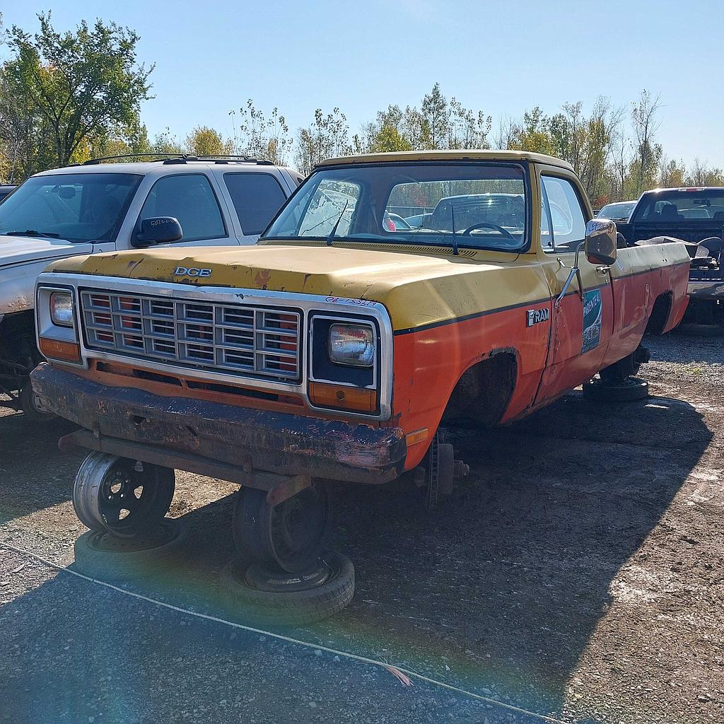 DODGE 3/4 TON TRUCKS 1990