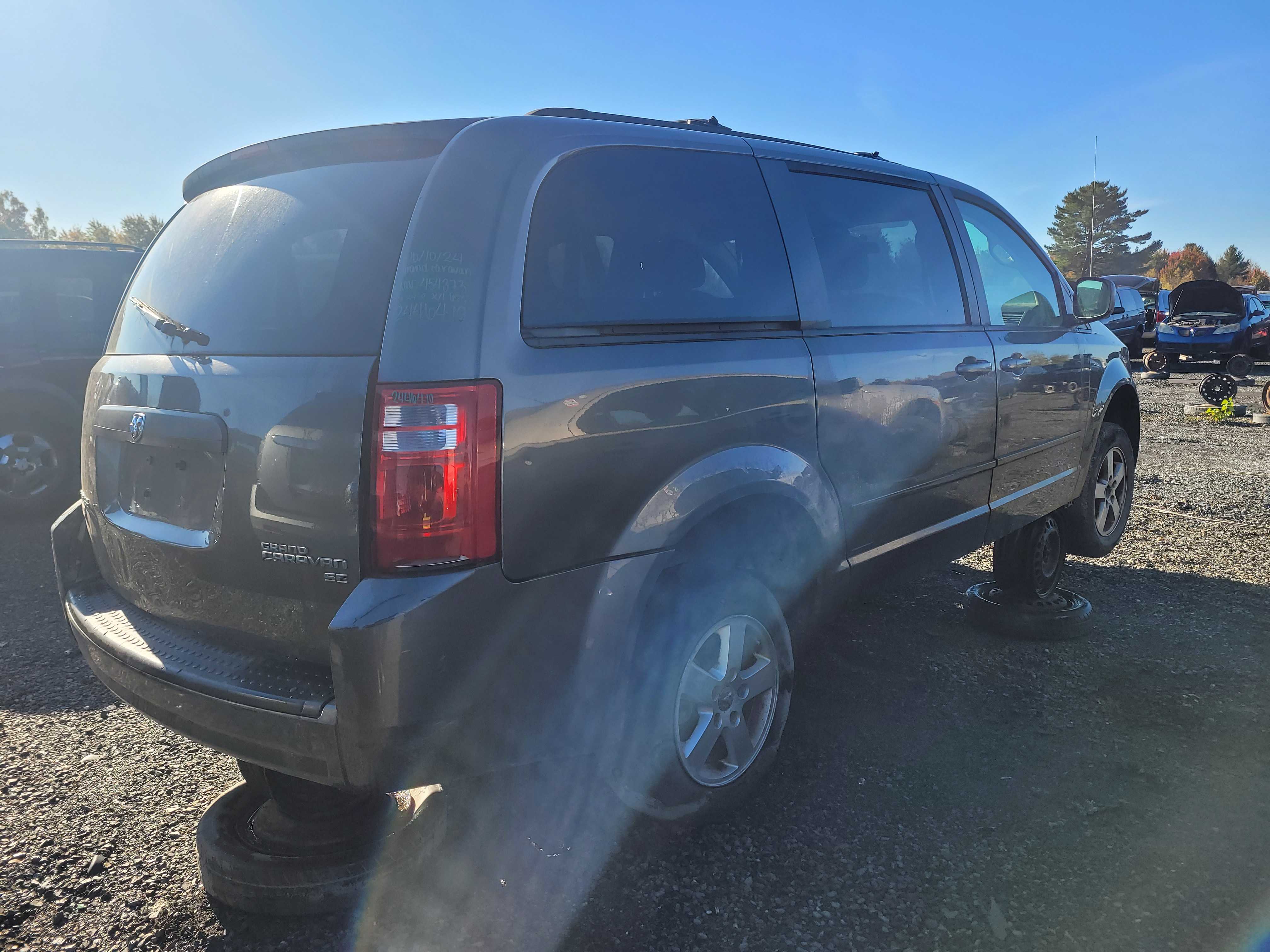 DODGE GRAND CARAVAN 2010