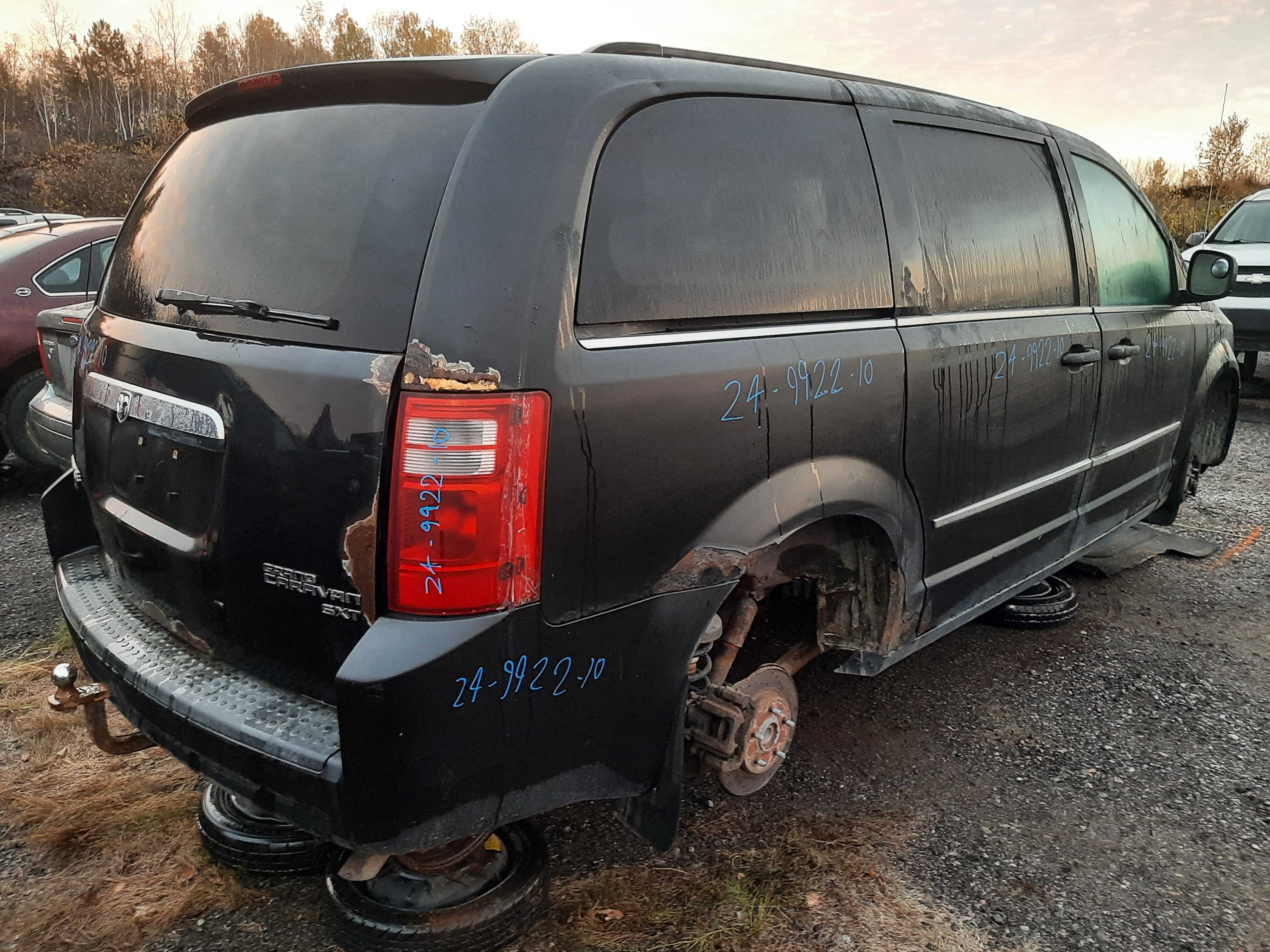 DODGE GRAND CARAVAN 2010