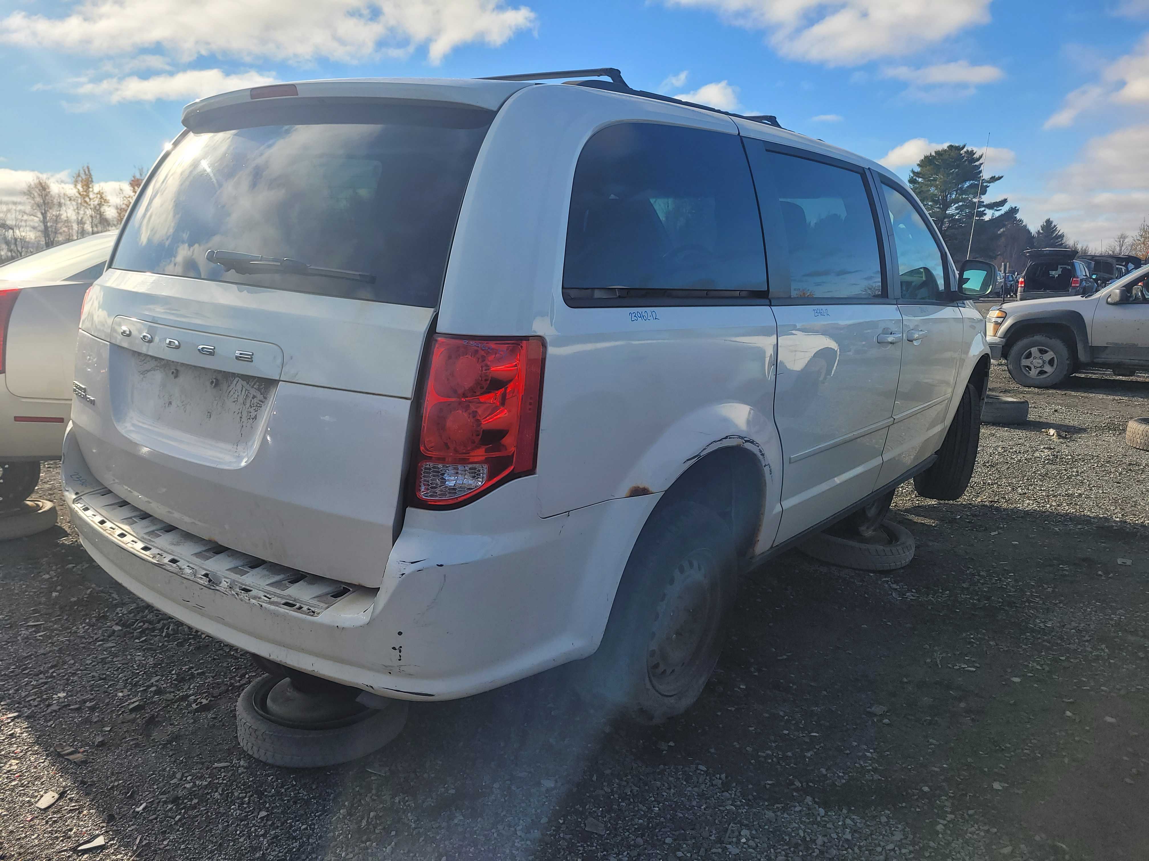DODGE GRAND CARAVAN 2012