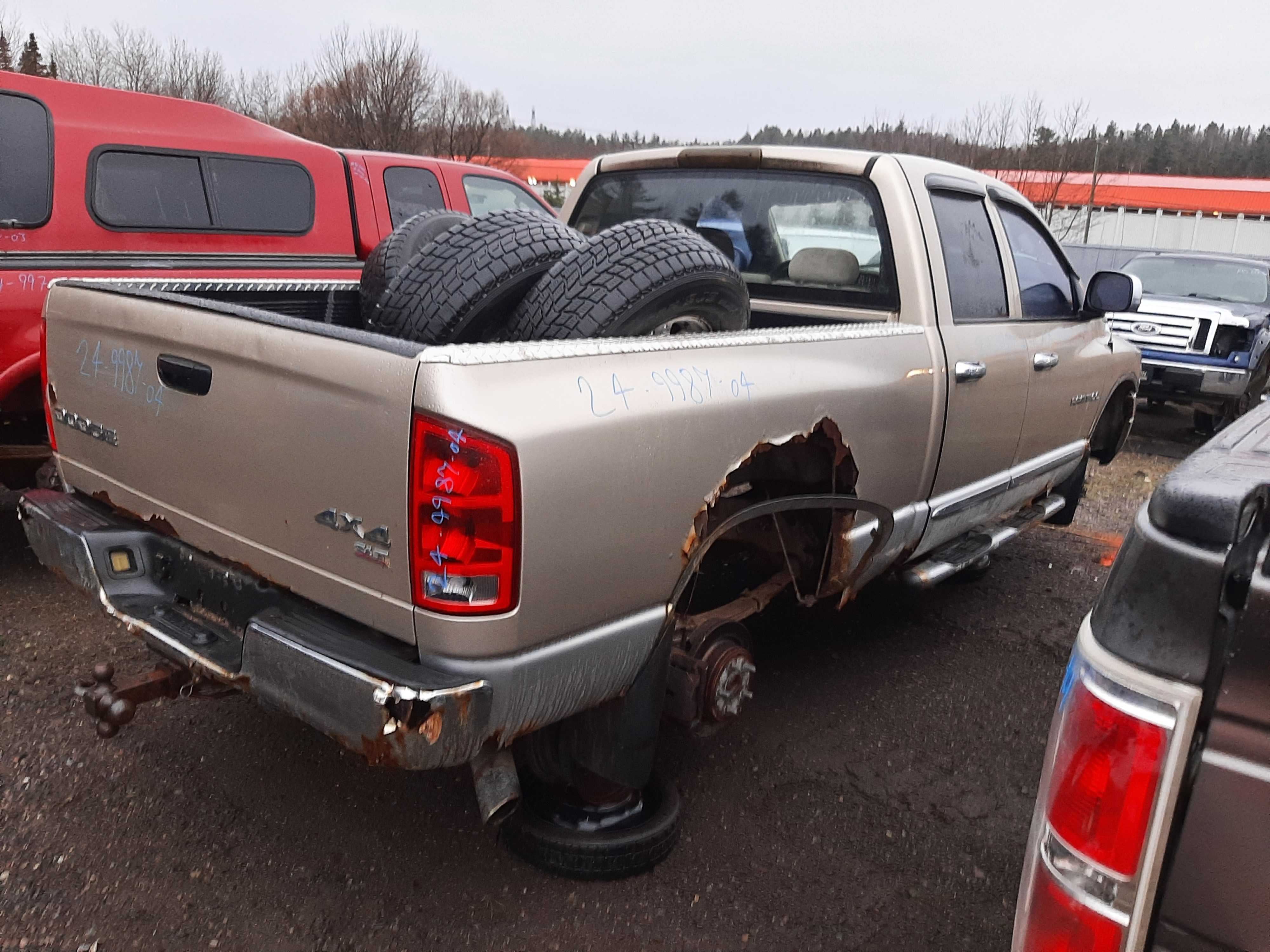 DODGE RAM 1500 2004