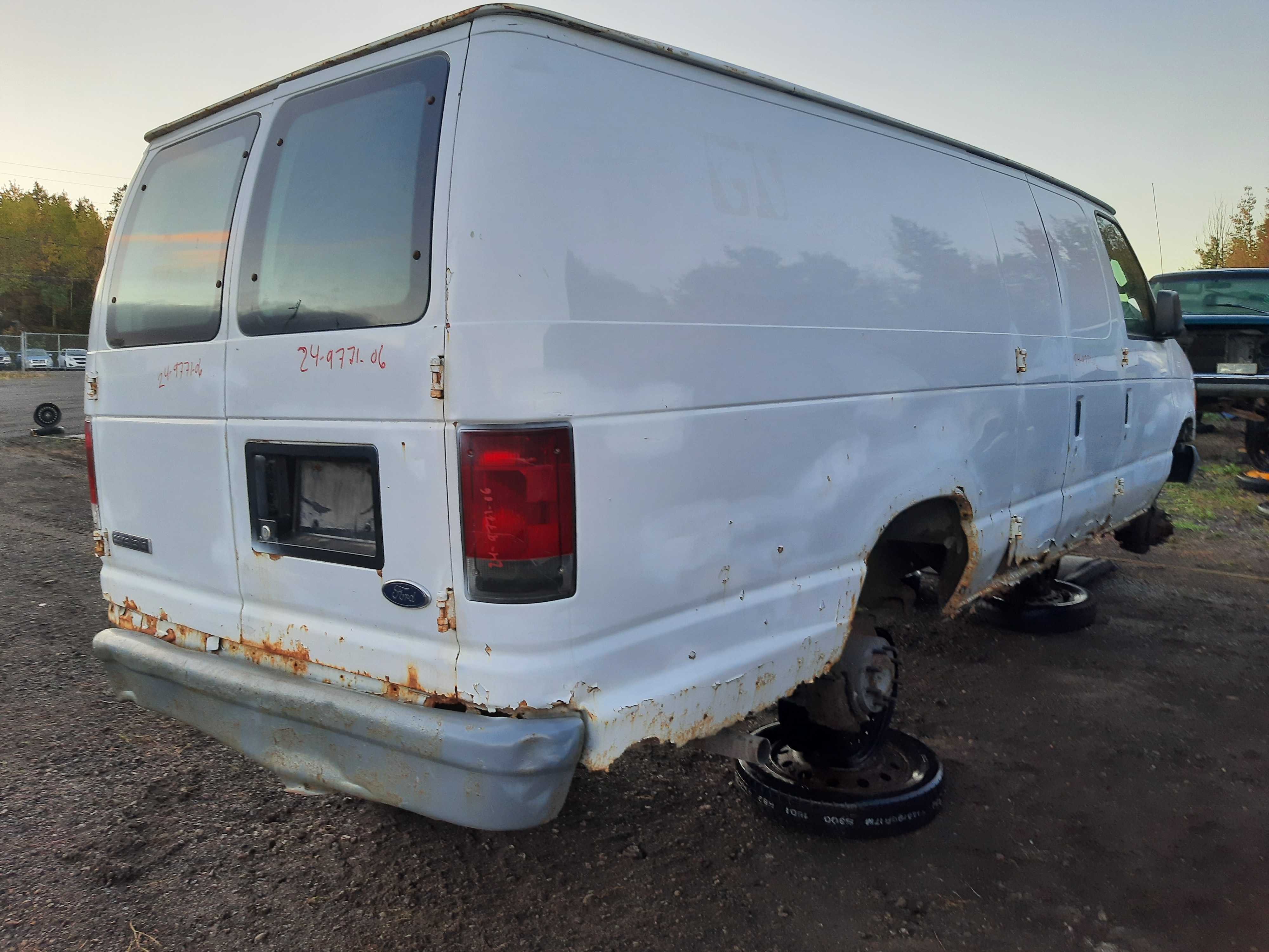 FORD ECONOLINE 2006