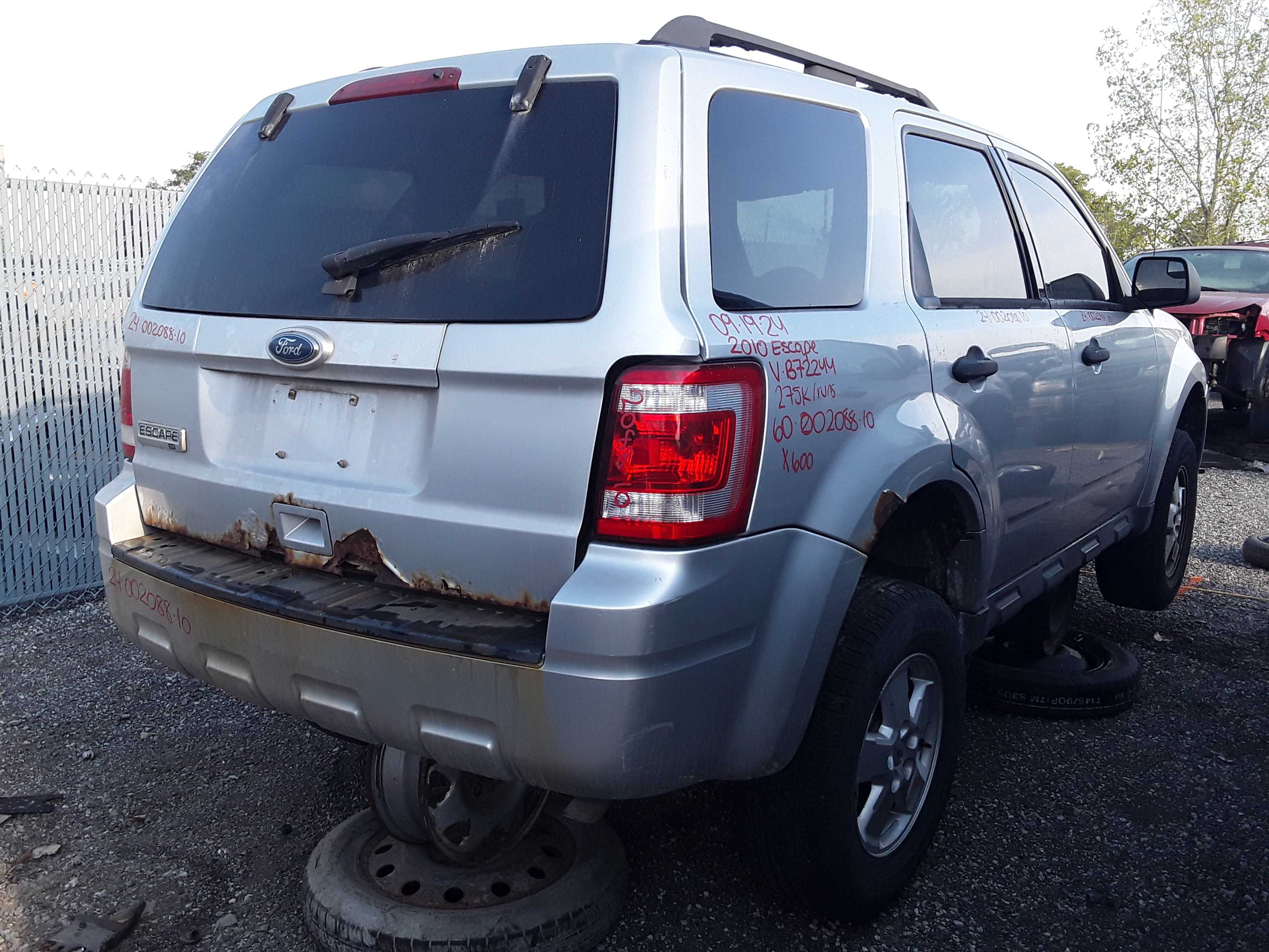 FORD ESCAPE 2010